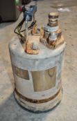 110v submersible water pump A854770 ** Cable missing **