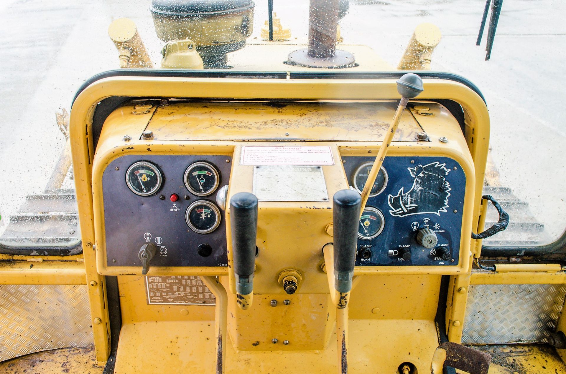 Caterpillar D4E steel tracked crawler dozer S/N: 12Z09111 Recorded Hours: 3141 - Image 14 of 15