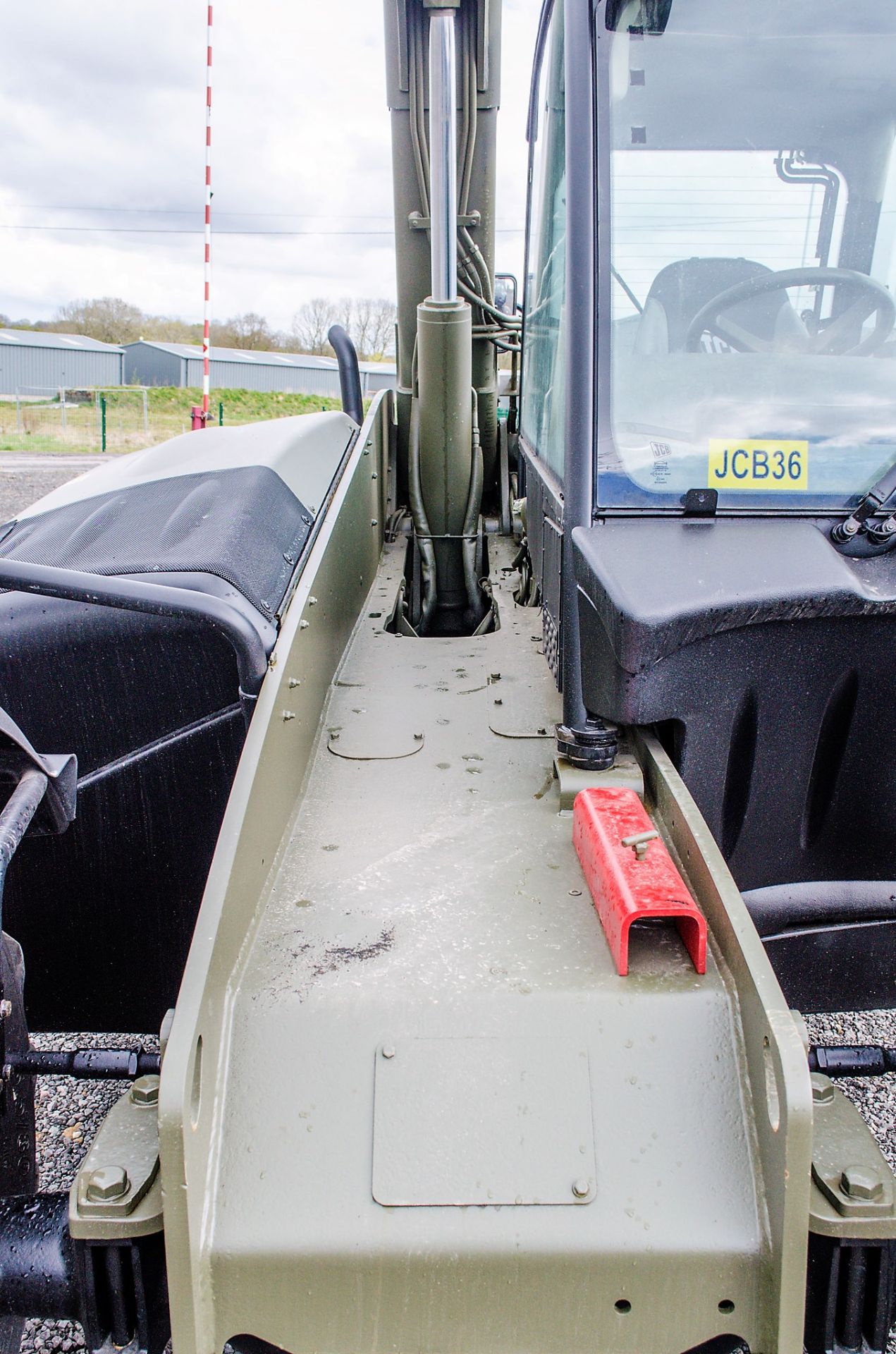 JCB 541-70 7 metre telescopic handler (EX MOD) Year: 2007 S/N: 71422236 Recorded Hours: 9.9 (Clock - Image 12 of 21