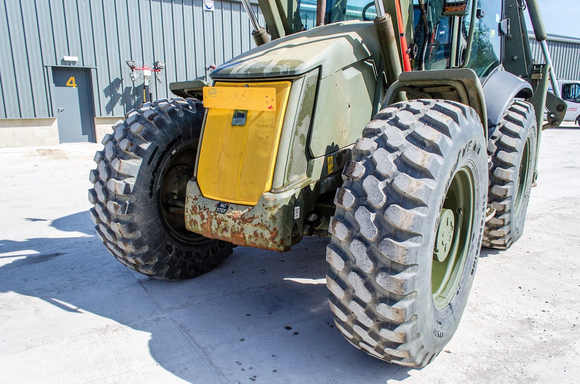 JCB 4CX Sitemaster backhoe loader Year: 2010 S/N: 2003206 Recorded Hours: 4362 c/w 4-in-1 loading - Image 10 of 24