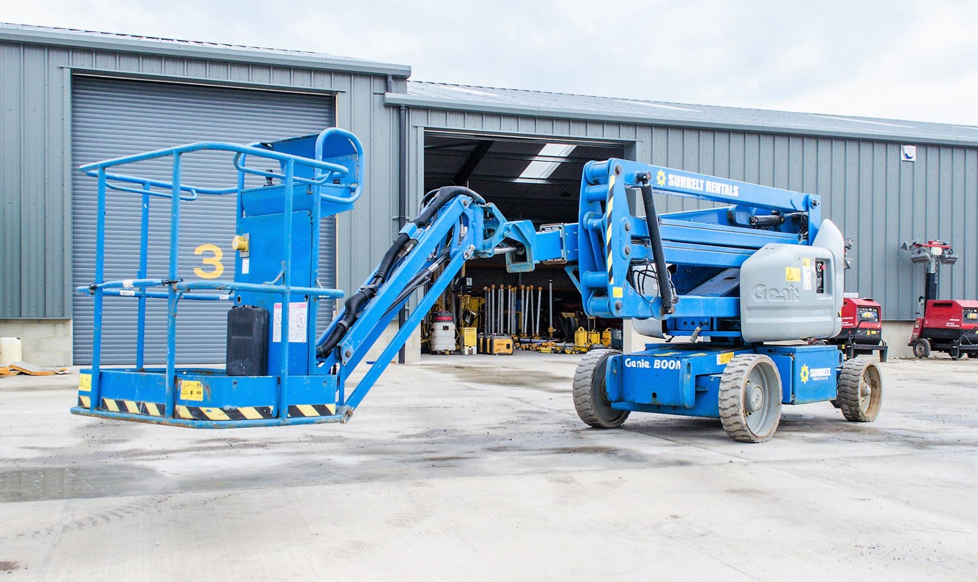 Genie Z40/23N RJ battery electric articulated boom access platform Year: 2014 S/N: Z40N14-2561