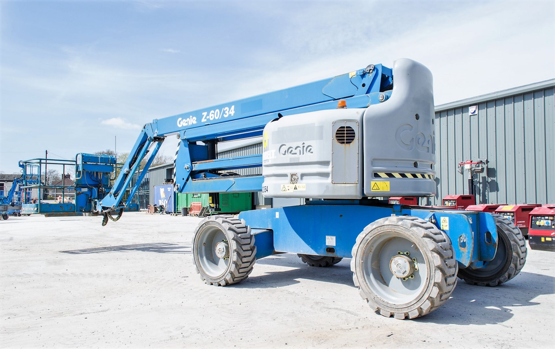 Genie Z60/34 diesel driven articulated boom access platform Year: 2014 S/N: 13399 Recorded Hours: - Image 3 of 16