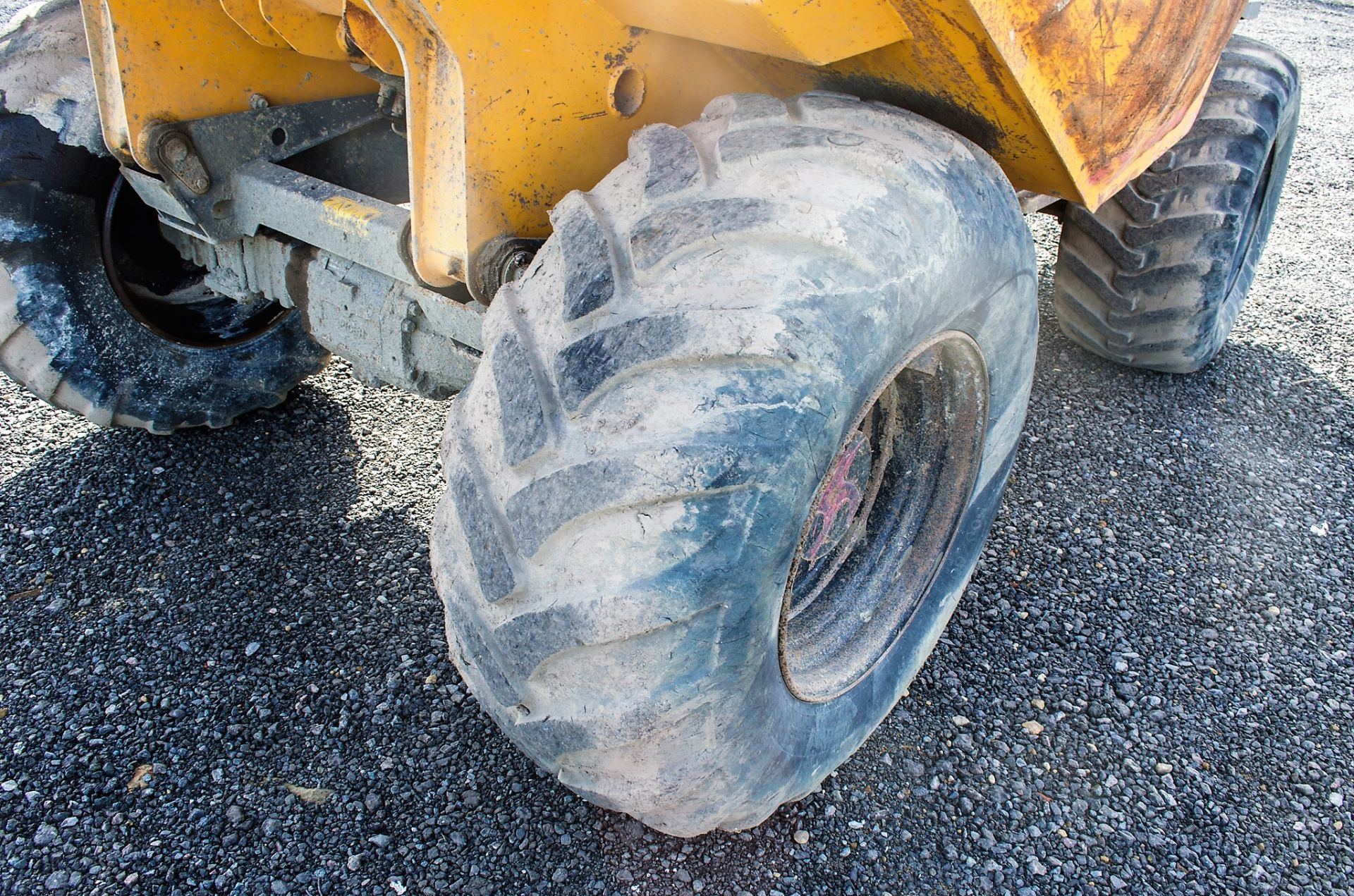 Terex 9 tonne straight skip dumper Year: 2011 S/N: BBMV2940 Recorded Hours: Not displayed D1465 - Image 14 of 21