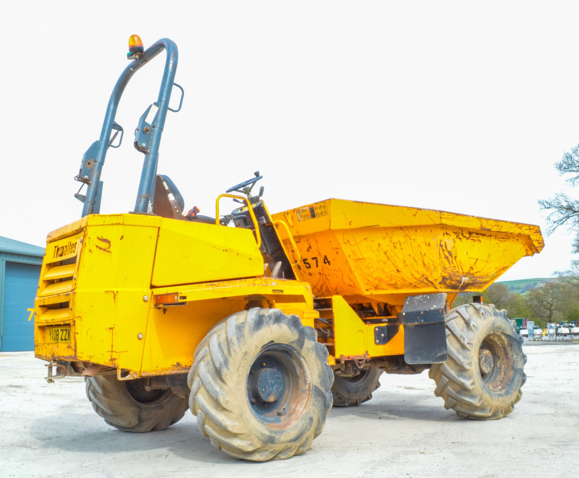 Thwaites 6 tonne swivel skip dumper Year: 2008 S/N:07B6325 Recorded Hours: 3964 1574 - Image 3 of 19