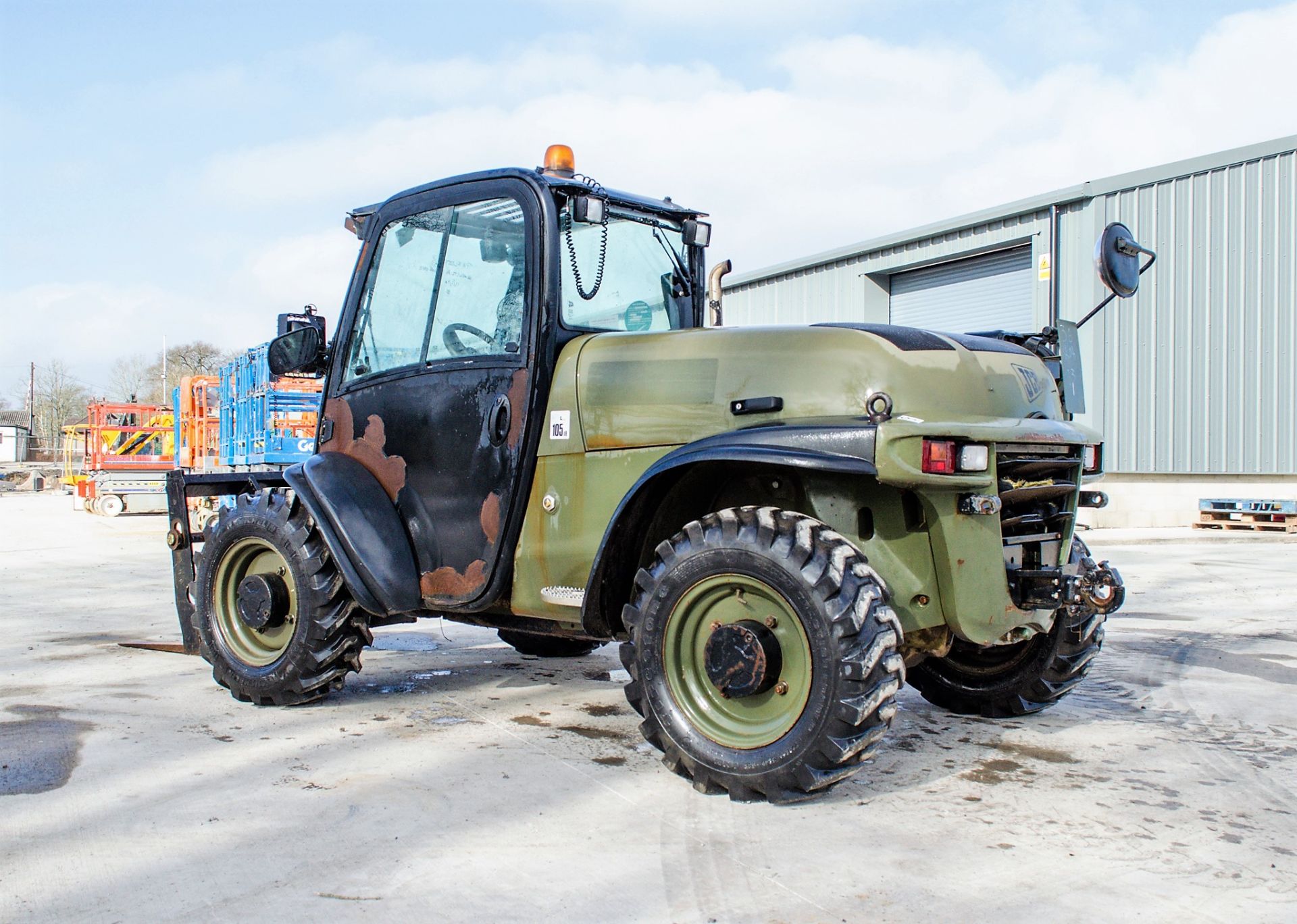 JCB 524-50 5 metre telescopic handler (EX MOD) Year: 2008 S/N: 1417630 Recorded Hours: 1332 - Image 3 of 19