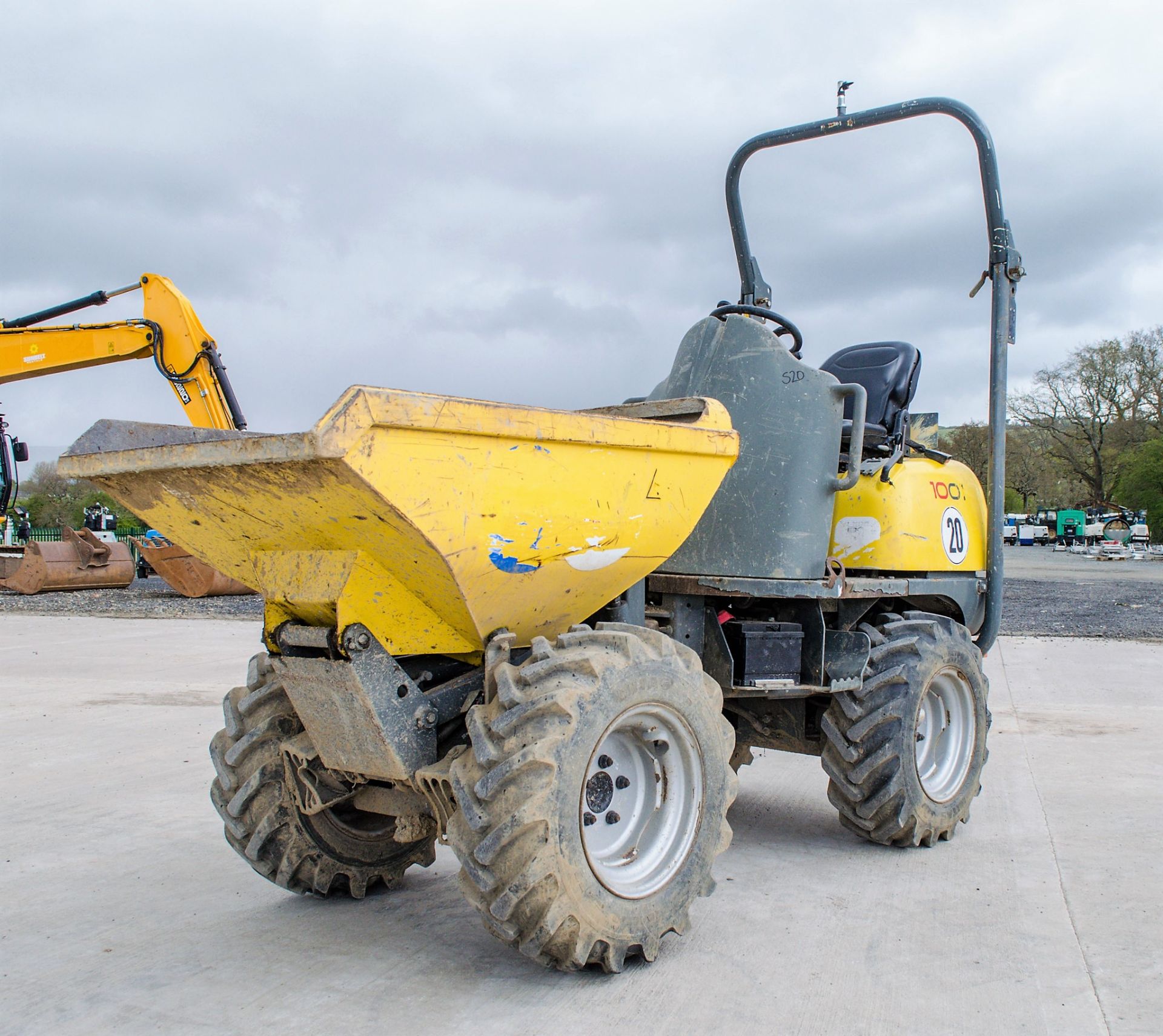 Wacker Neuson 1001 1 tonne hi tip dumper Year: 2016 S/N: 0664 Recorded Hours: 1242 DPR001