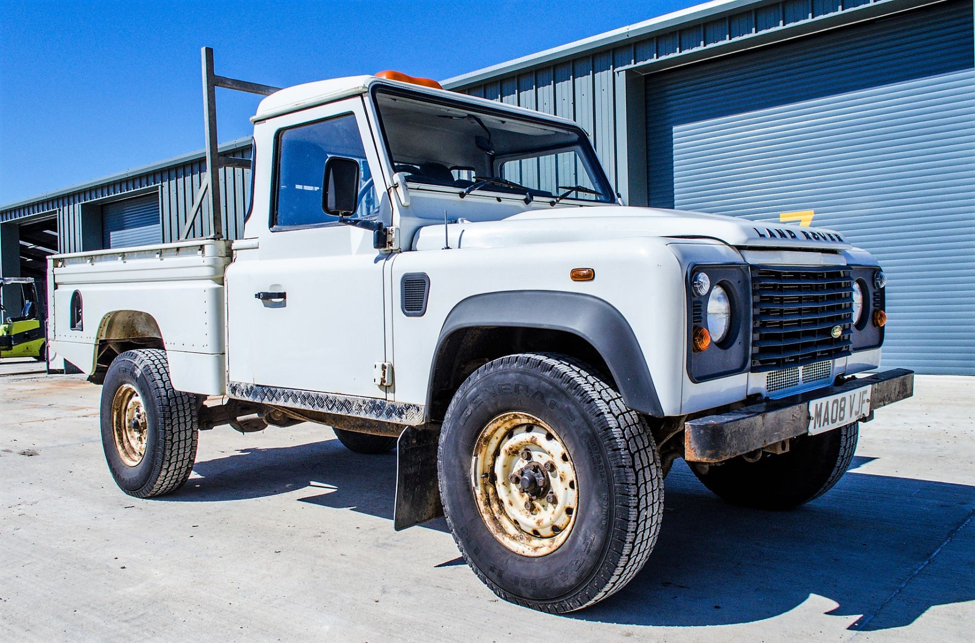 Landrover Defender 110 2.4 diesel hi capacity 4wd pick up - Image 2 of 20