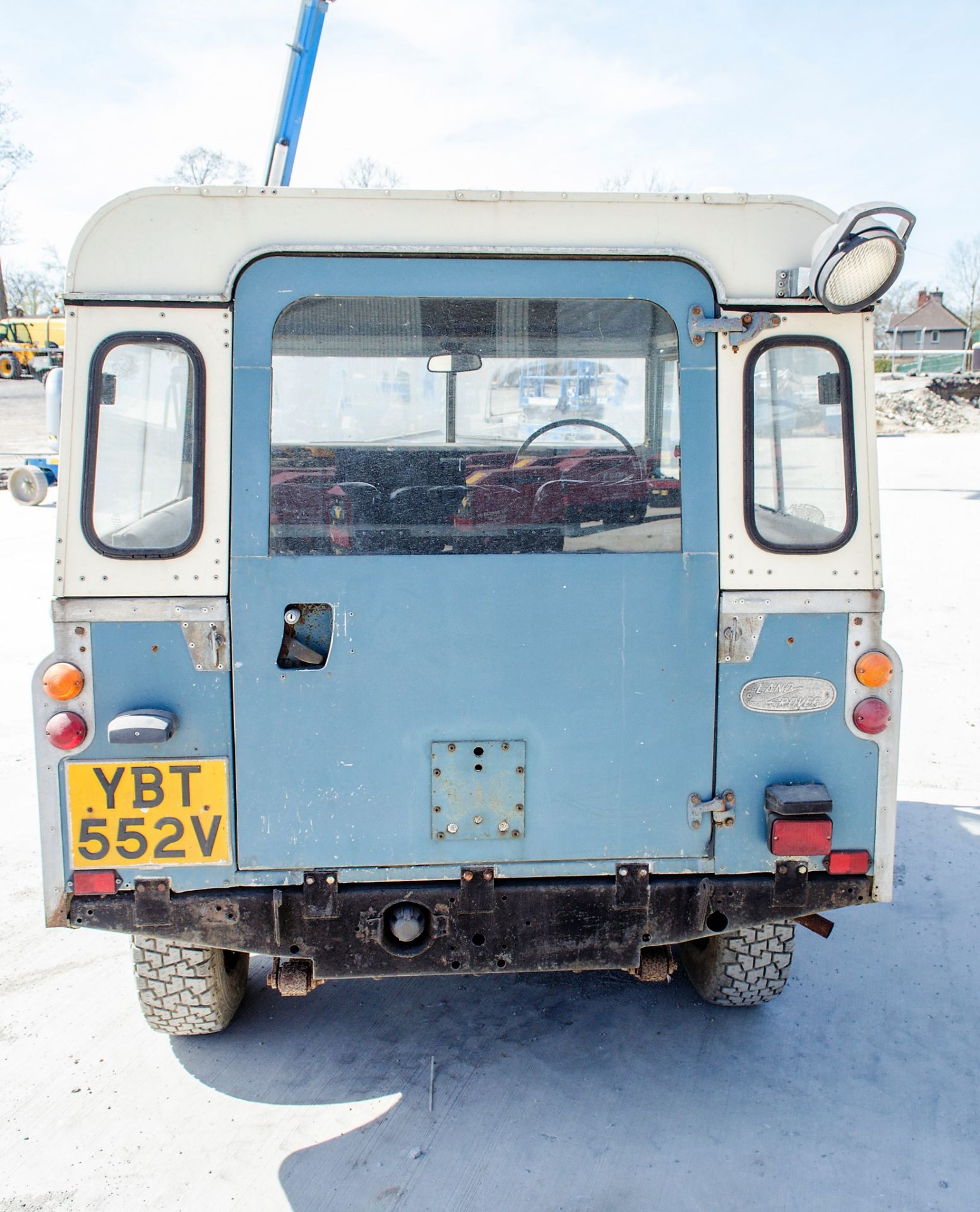 Land Rover 88 2286cc petrol 4wd utility vehicle Registration Number: YBT 552V Date of - Image 6 of 18