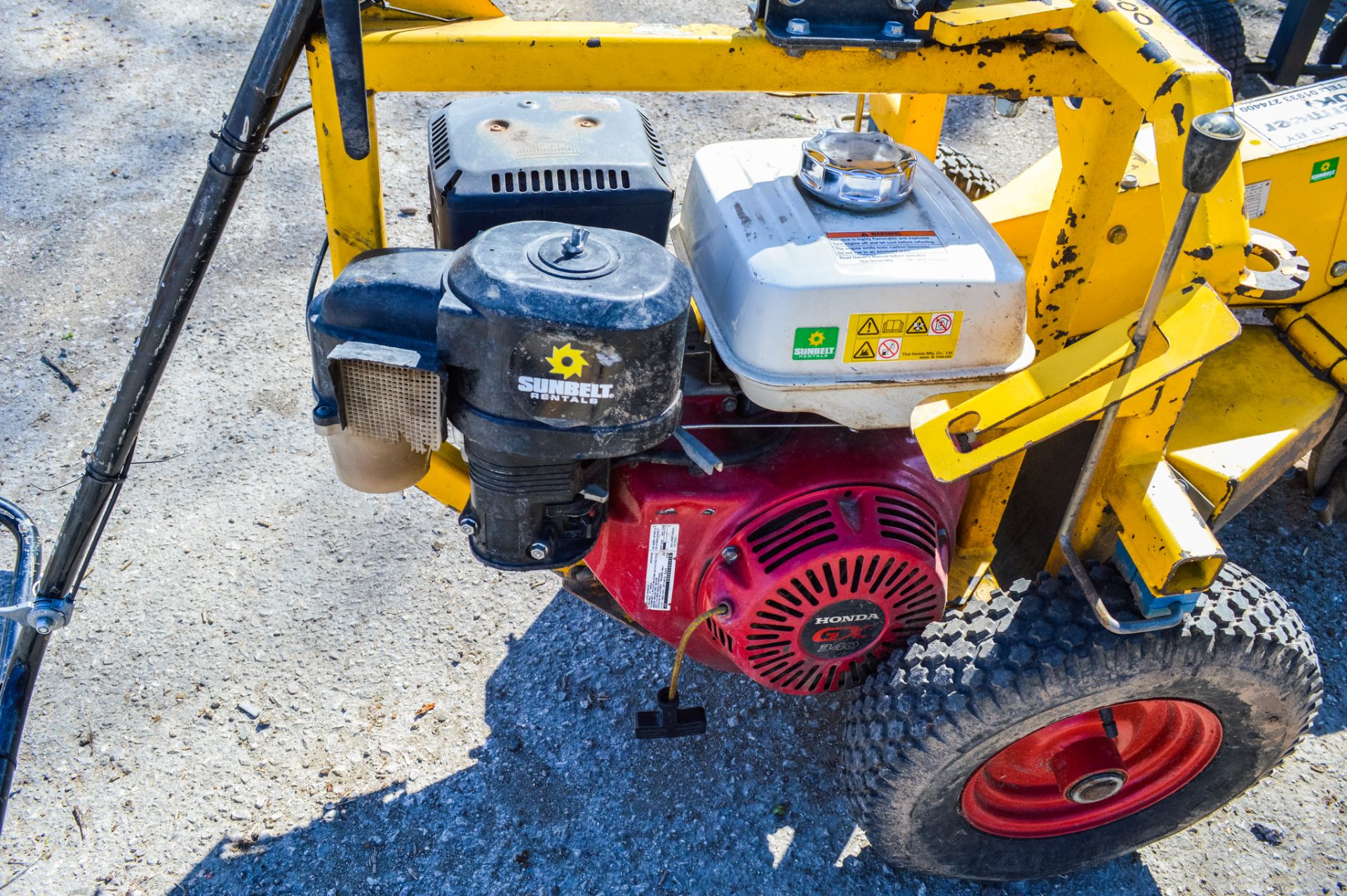 Vermeer B13-80 petrol driven stump grinder A578416 - Image 2 of 2