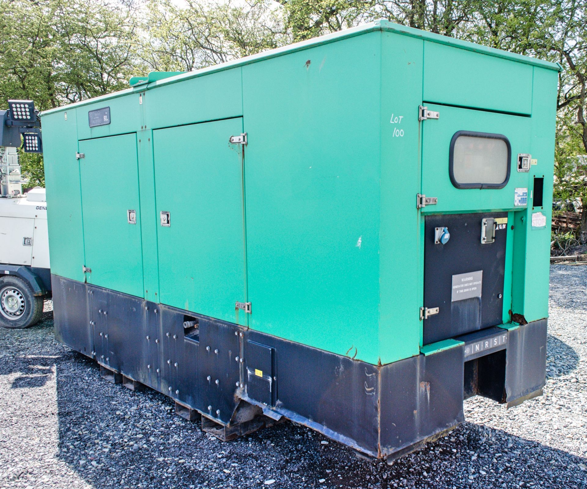 Genset MG220 SS-V 220 Kva diesel driven generator