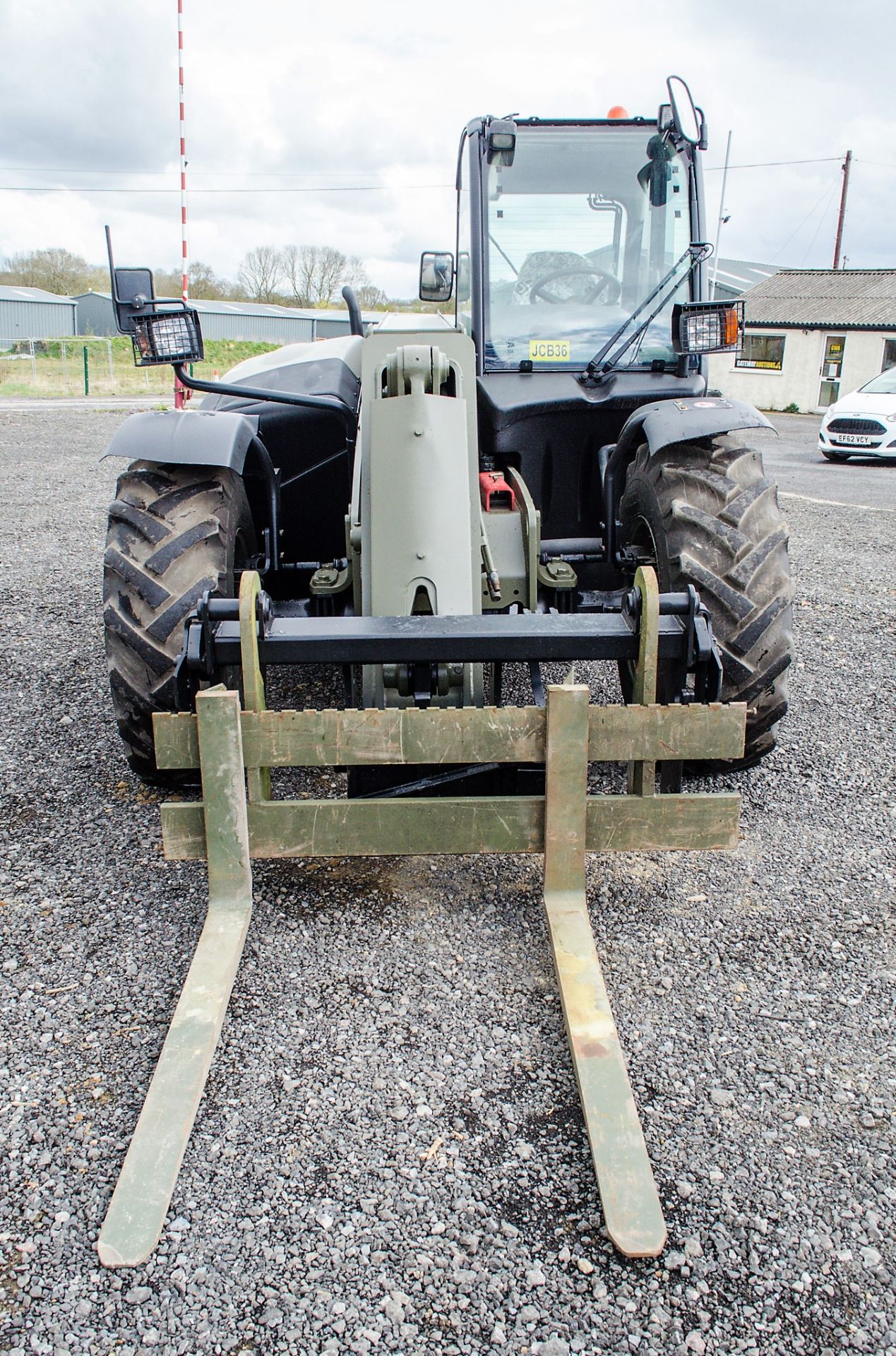 JCB 541-70 7 metre telescopic handler (EX MOD) Year: 2007 S/N: 71422236 Recorded Hours: 9.9 (Clock - Image 5 of 21