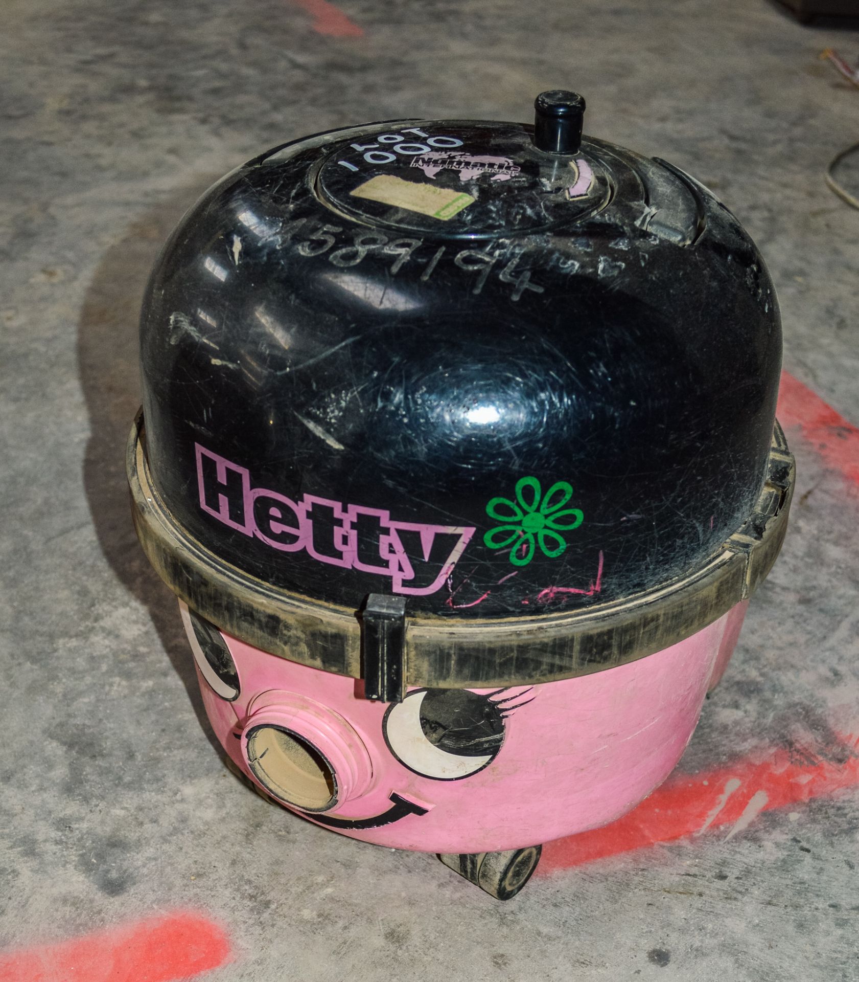 Numatic Hetty 240v vacuum cleaner A589194