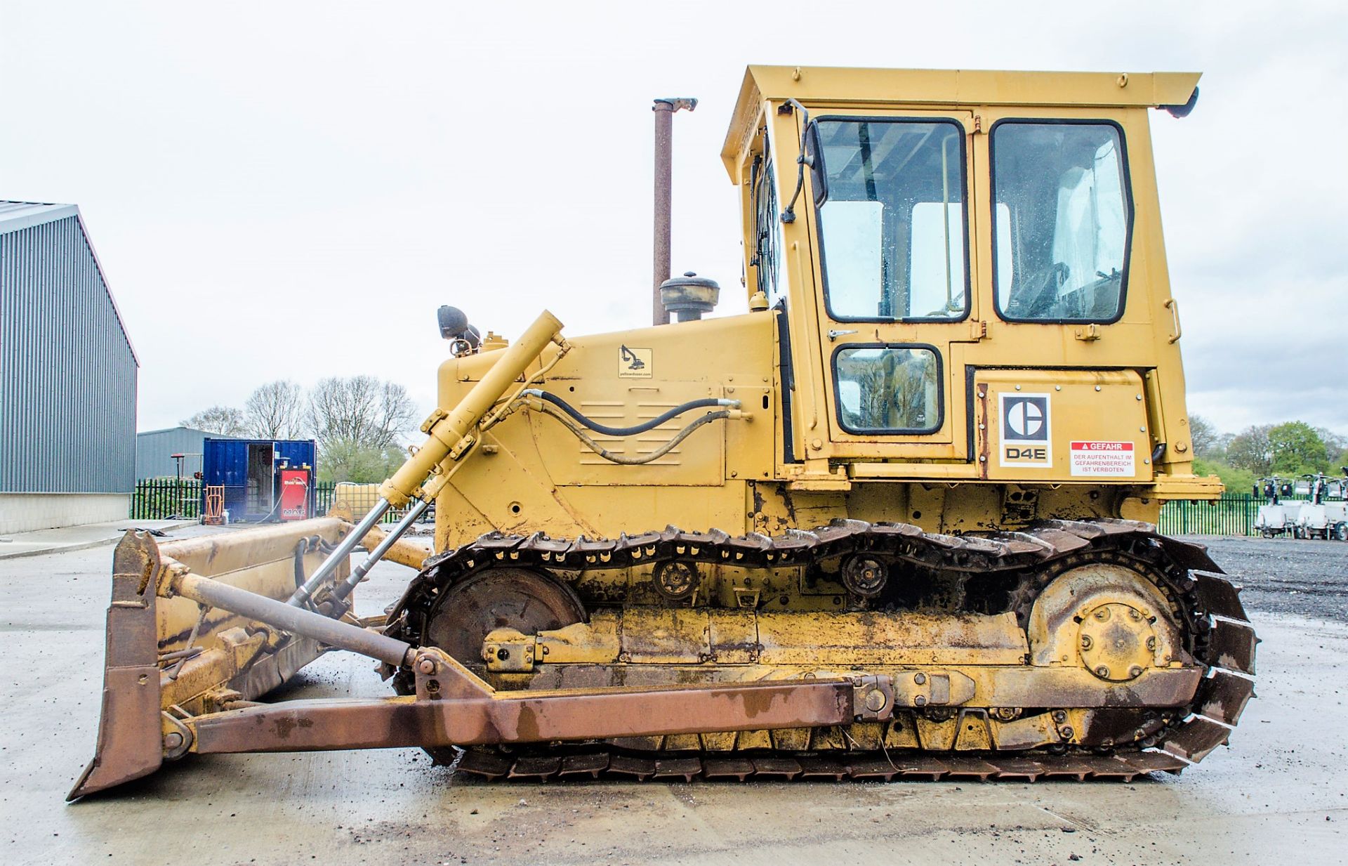 Caterpillar D4E steel tracked crawler dozer S/N: 12Z09111 Recorded Hours: 3141 - Image 7 of 15