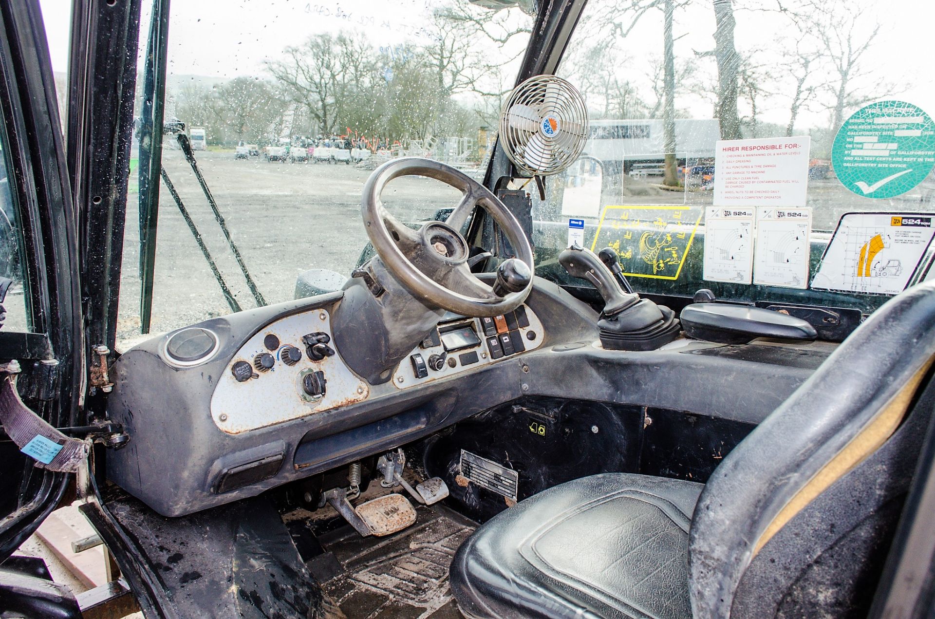 JCB 524-50 5 metre telescopic handler (EX MOD) Year: 2008 S/N: 1417630 Recorded Hours: 1332 - Image 18 of 19