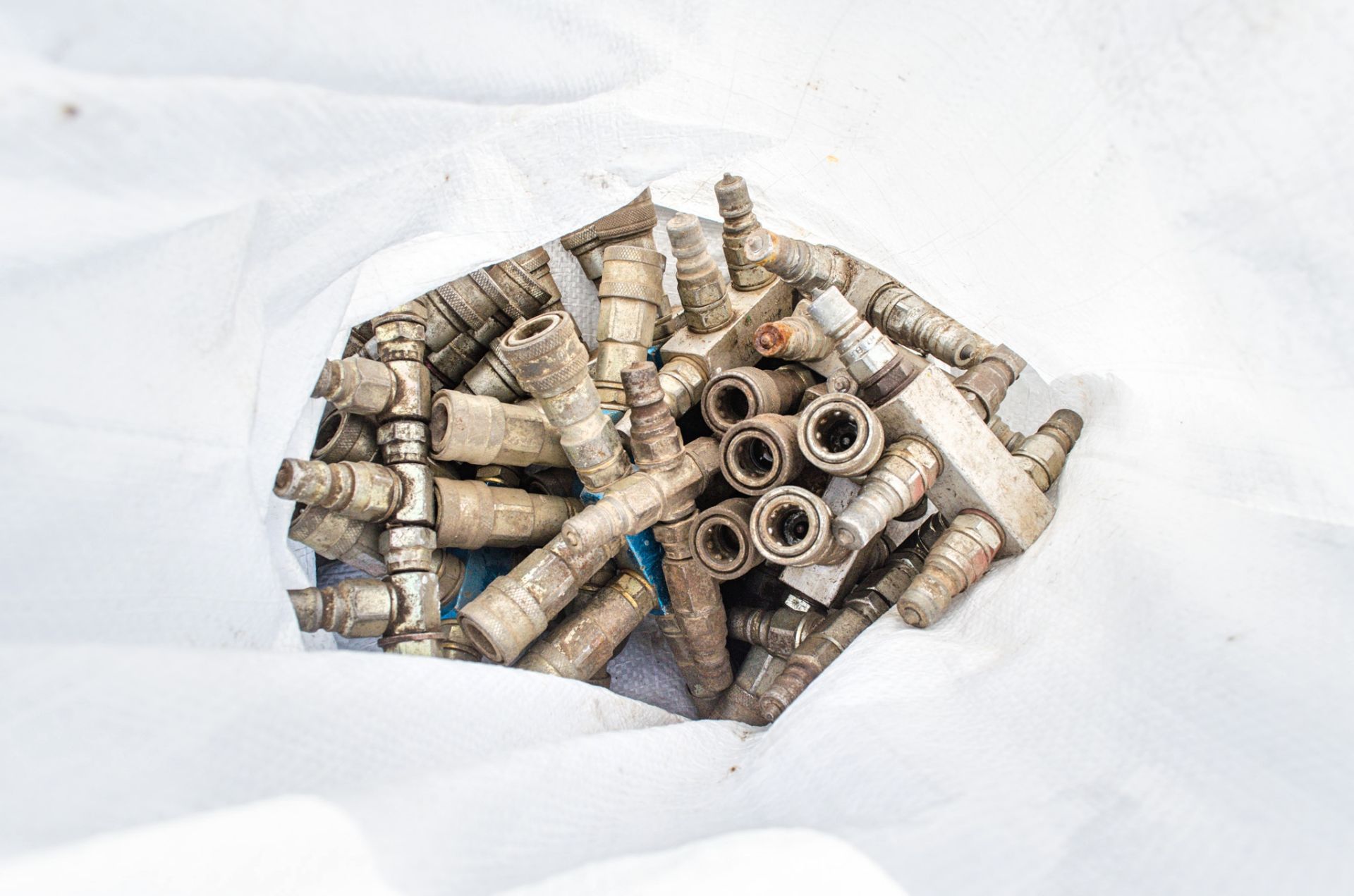 Stillage of hydraulic hoses & bag of fittings - Image 2 of 2