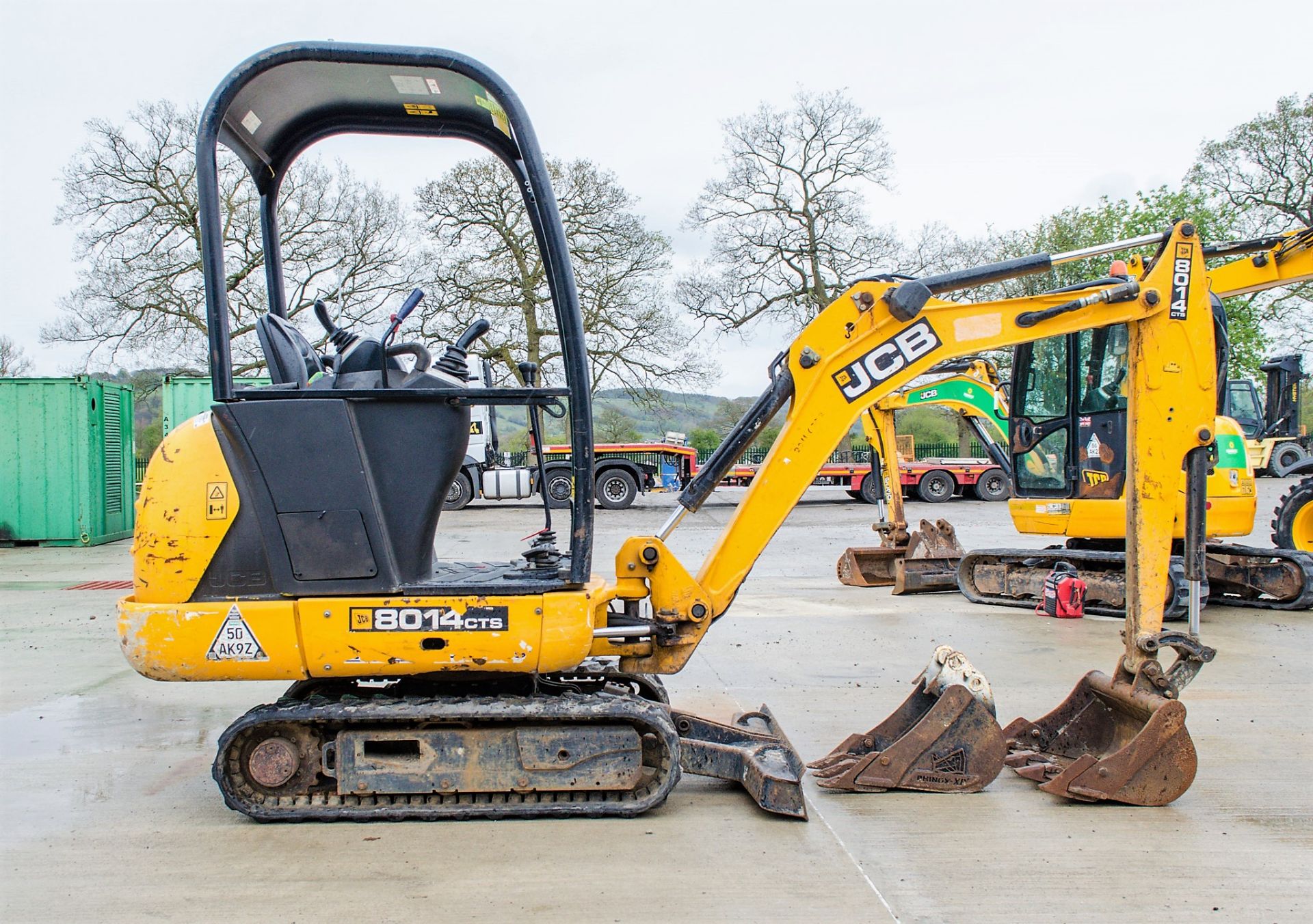 JCB 8014 CTS 1.5 tonne rubber tracked mini excavator Year of Model: 2015 Year of Manufacture: 2014 - Image 8 of 19