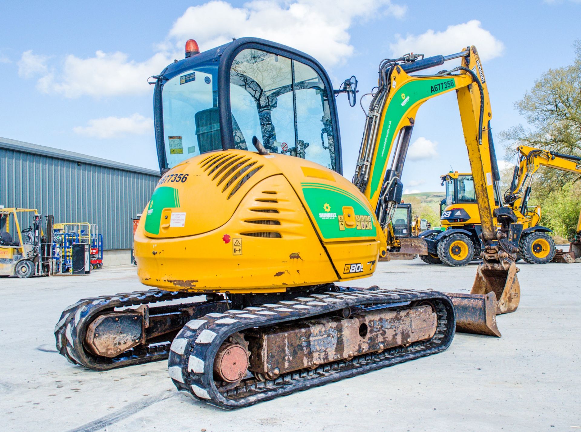 JCB 8055 5.5 tonne rubber tracked mini excavator  Year: 2015 S/N: 2426203 Recorded Hours: 2608 - Image 4 of 18