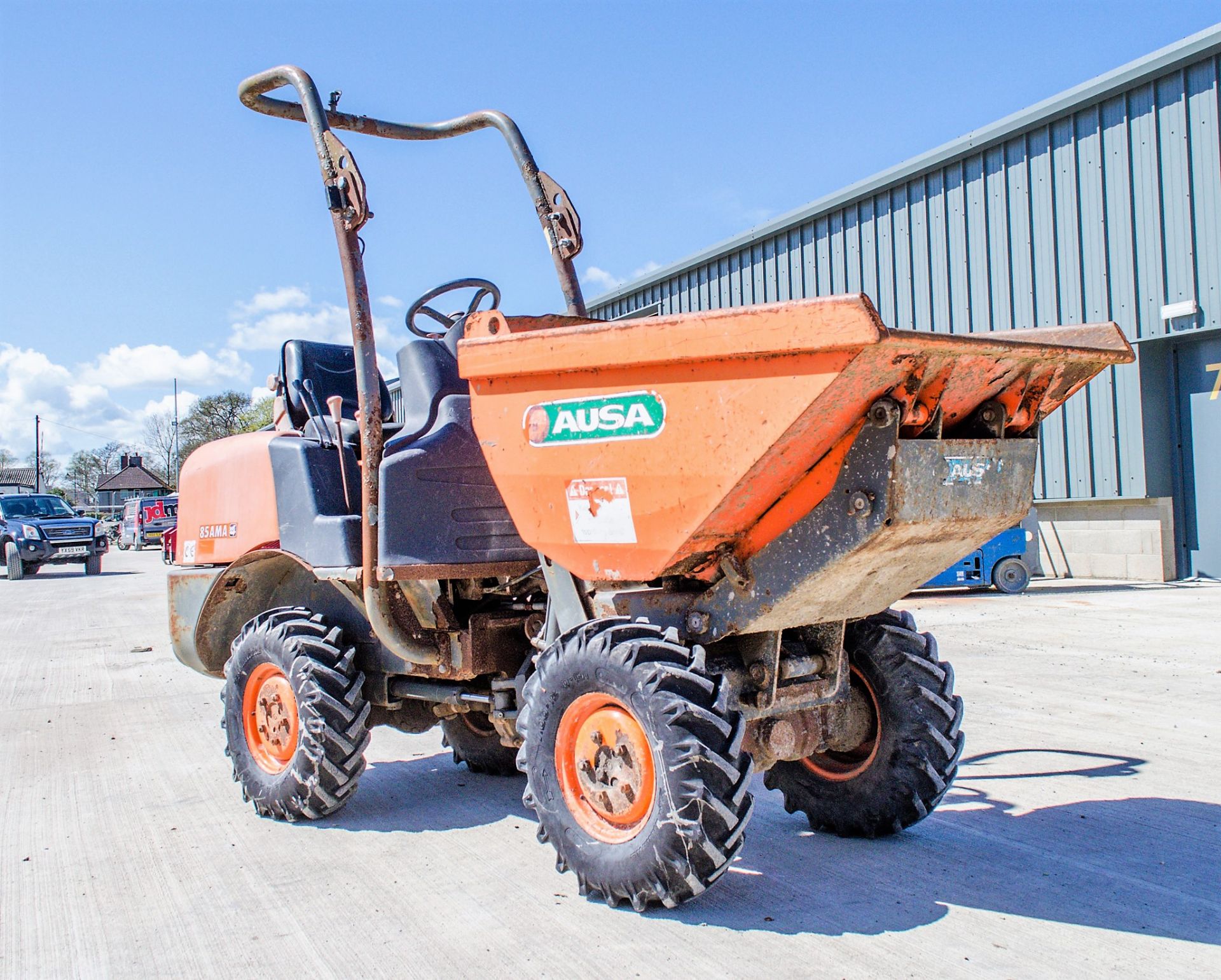 Ausa 85AMA 0.95 tonne hi tip dumper Year: 2004 S/N: 36583 Recorded Hours: 591 - Image 2 of 18