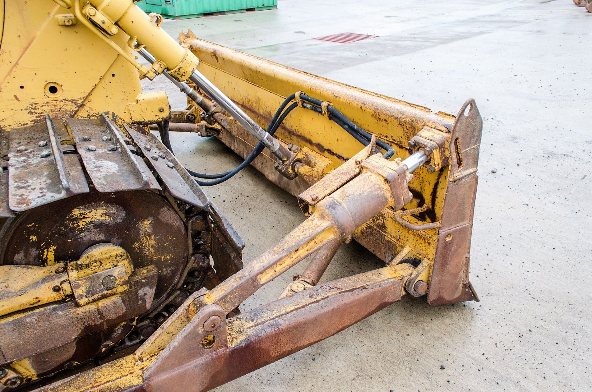 Caterpillar D4E steel tracked crawler dozer S/N: 12Z09111 Recorded Hours: 3141 - Image 9 of 15