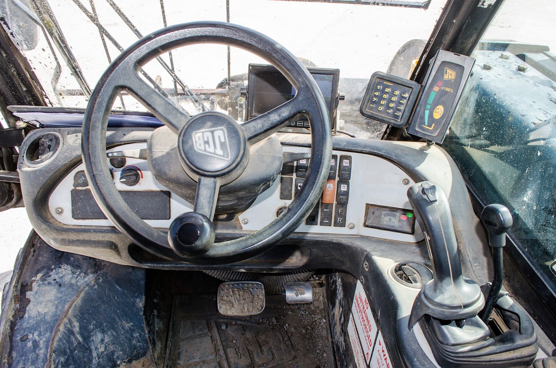 JCB 520-40 4 metre telescopic handler - Image 20 of 22