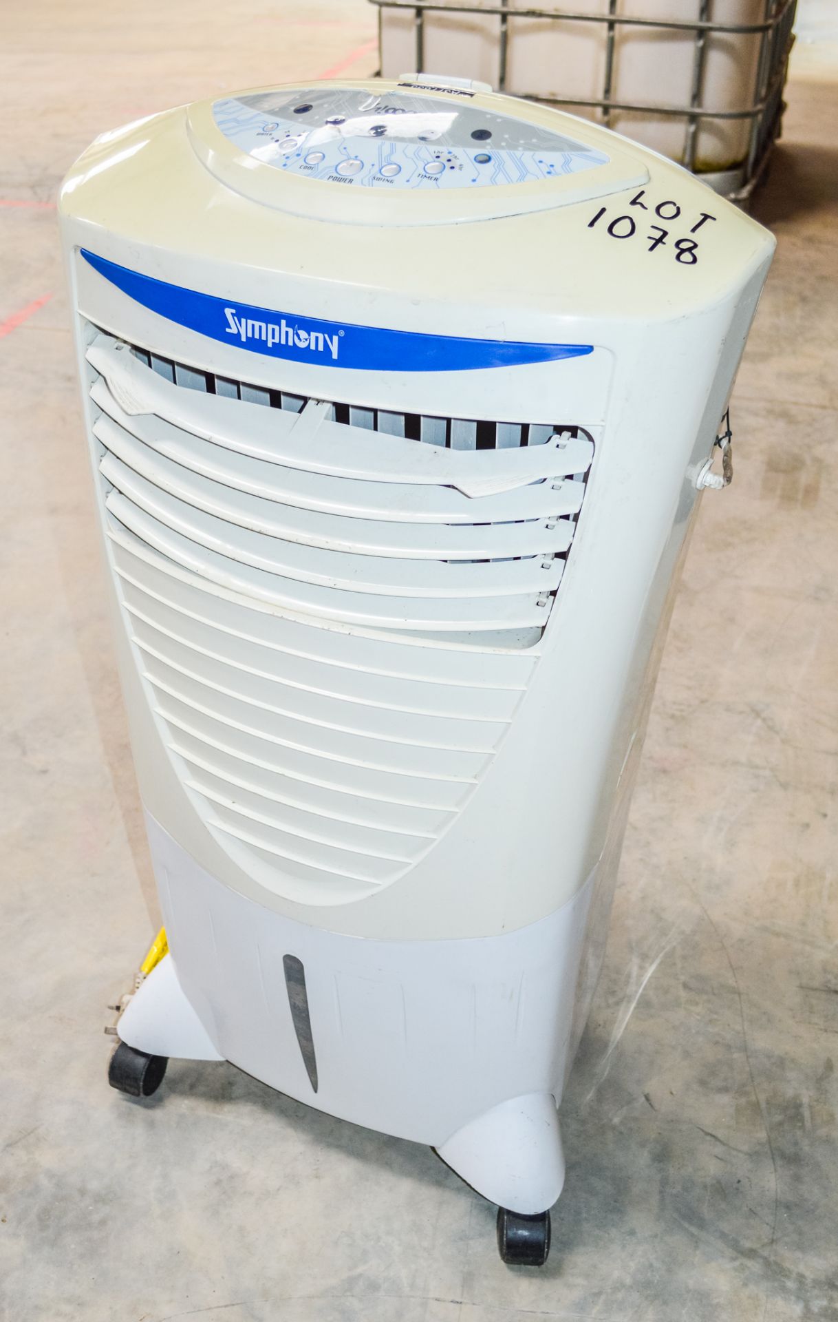 Symphony 240v air conditioning unit A377835