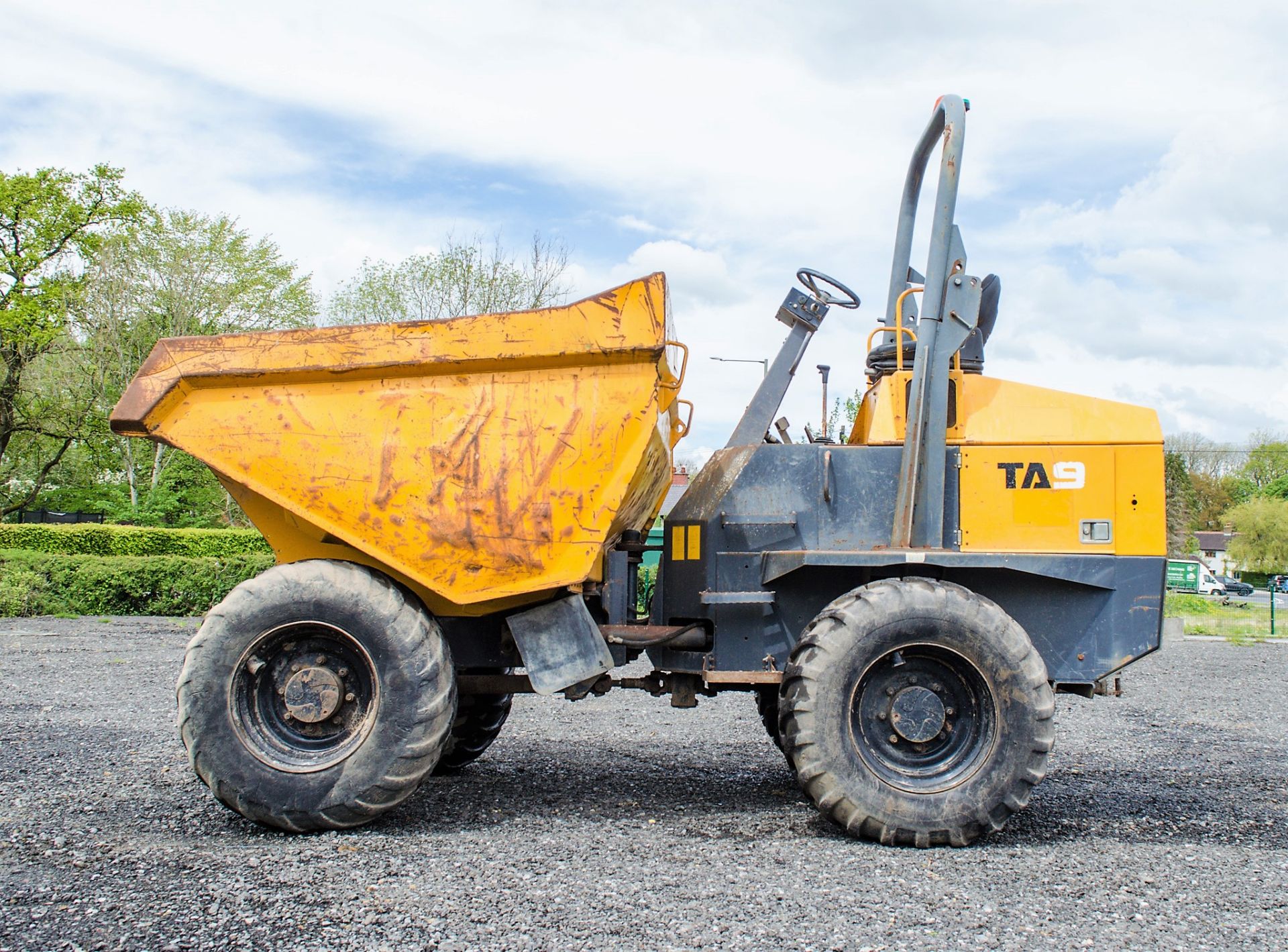 Terex TA9 9 tonne straight skip dumper Year: 2011 S/N: E36MV2560 Recorded Hours: 2103 D1444 - Image 10 of 23