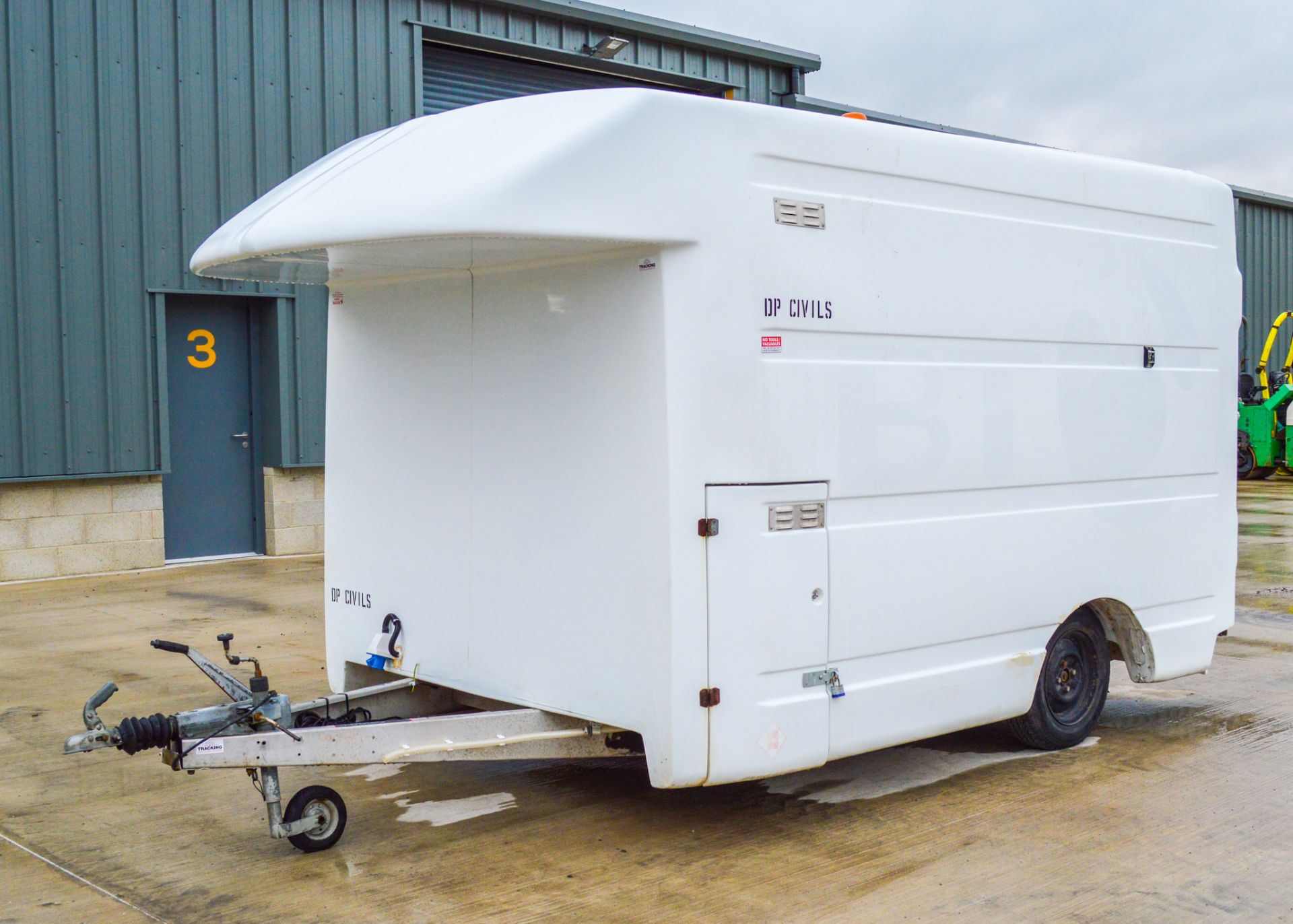 Mobile welfare unit Comprising of: Canteen and cooking area and gas bottle storage compartment c/