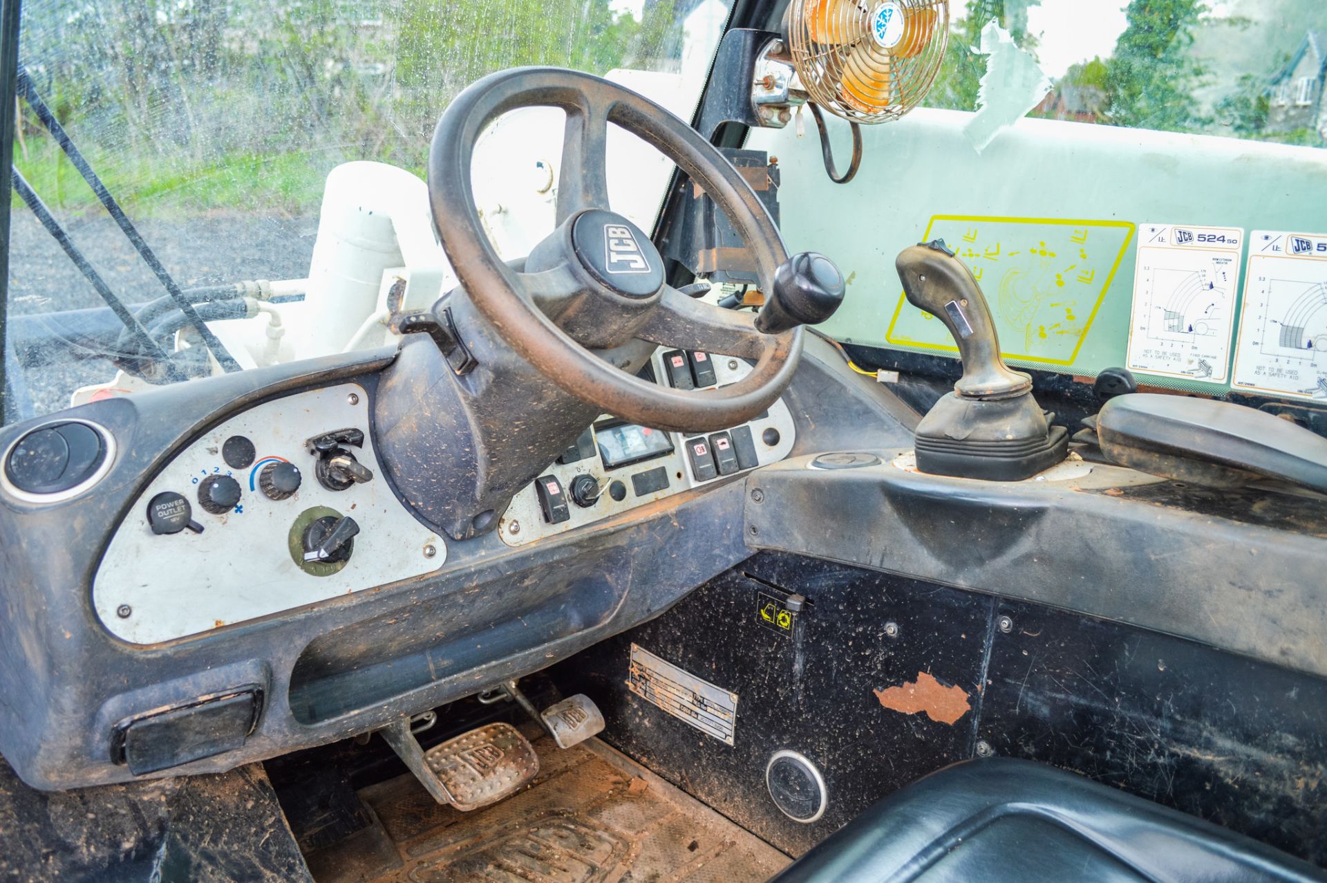 JCB 524-50 5 metre telescopic handler  Year: 2008 S/N: 1417528 Recorded Hours: 2238 - Image 17 of 17