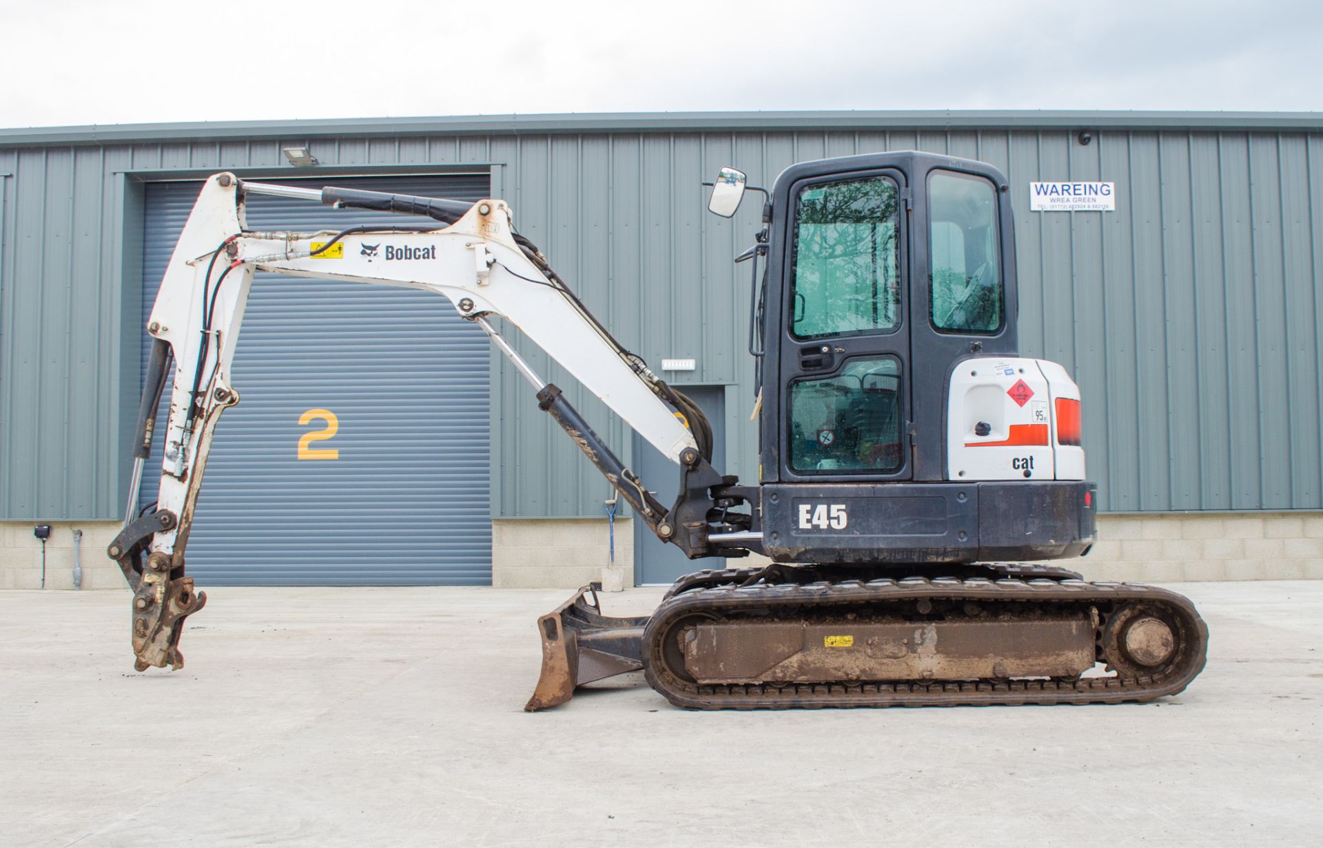 Bobcat E45 4.5 tonne rubber tracked excavator Year: 2013 S/N: 12753 Recorded Hours: 2909 blade, - Image 7 of 20