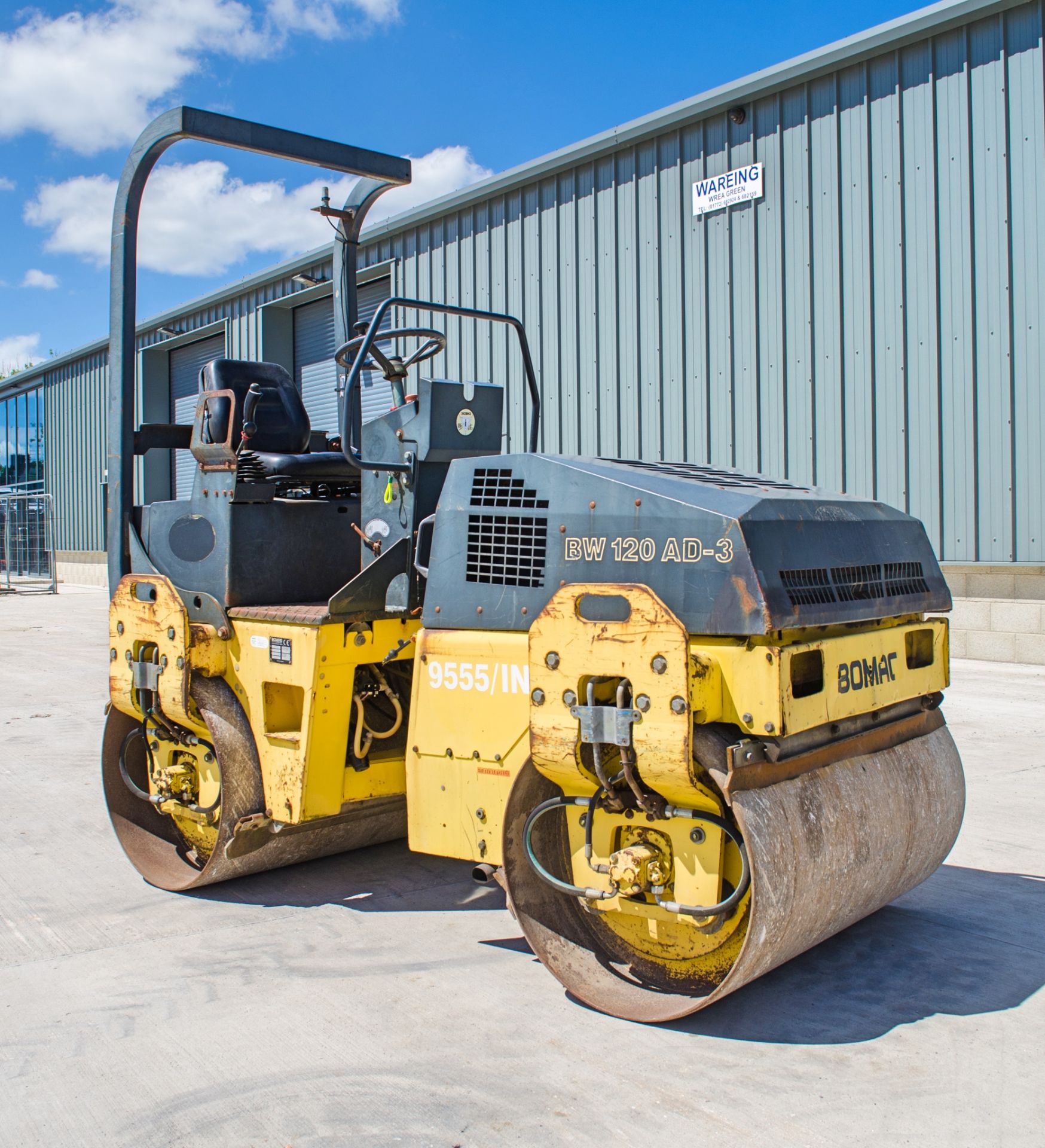 Bomag BW120 AD-3 double drum ride on roller Year: 2000 S/N: 515453 Recorded Hours: 713 SHC 9555/IN - Image 2 of 14