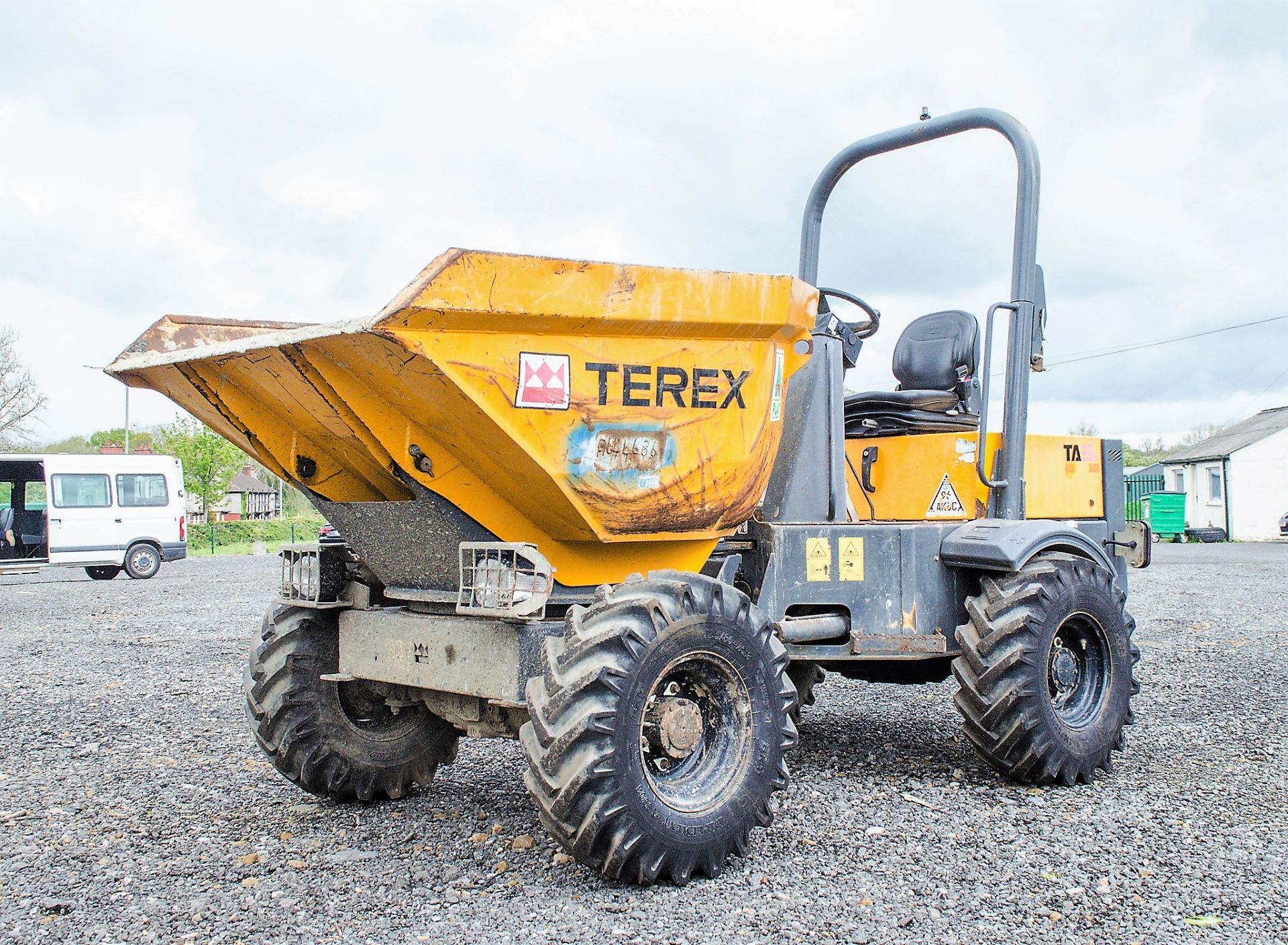 Terex TA3s 3 tonne swivel skip dumper Year: 2014 S/N: Recorded Hours: 1199 A644686