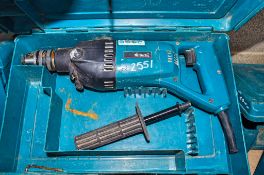 Makita 8406 110v power drill c/w carry case WOOFB272 ** Power cord cut off **