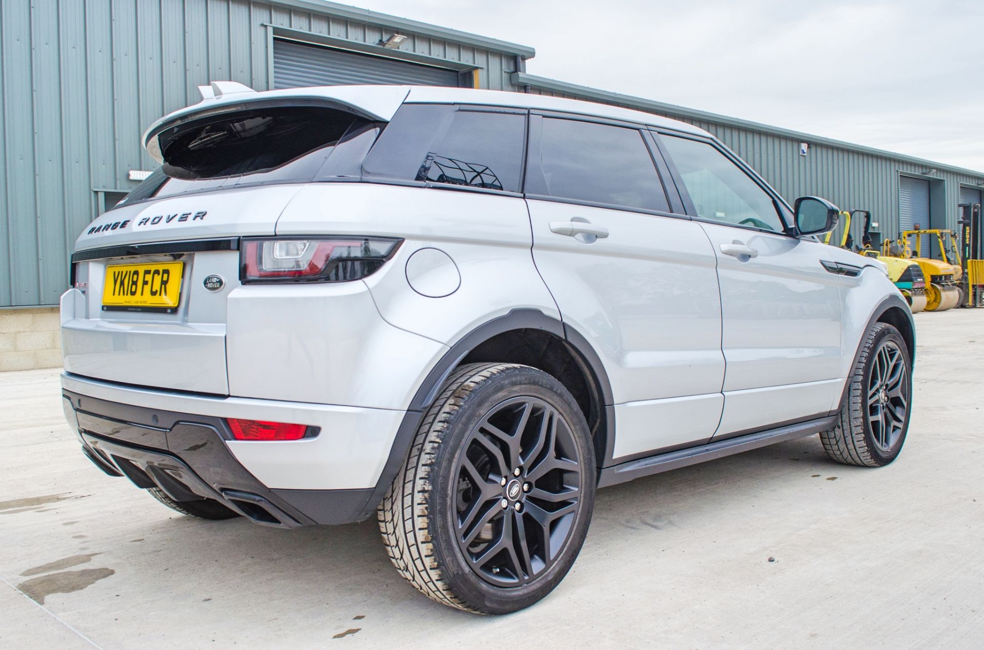 Range Rover Evoque HSE Dynamic 2.0 TD 4WD 5 door hatchback car Registration Number: YK18 FCR Date of - Image 4 of 31