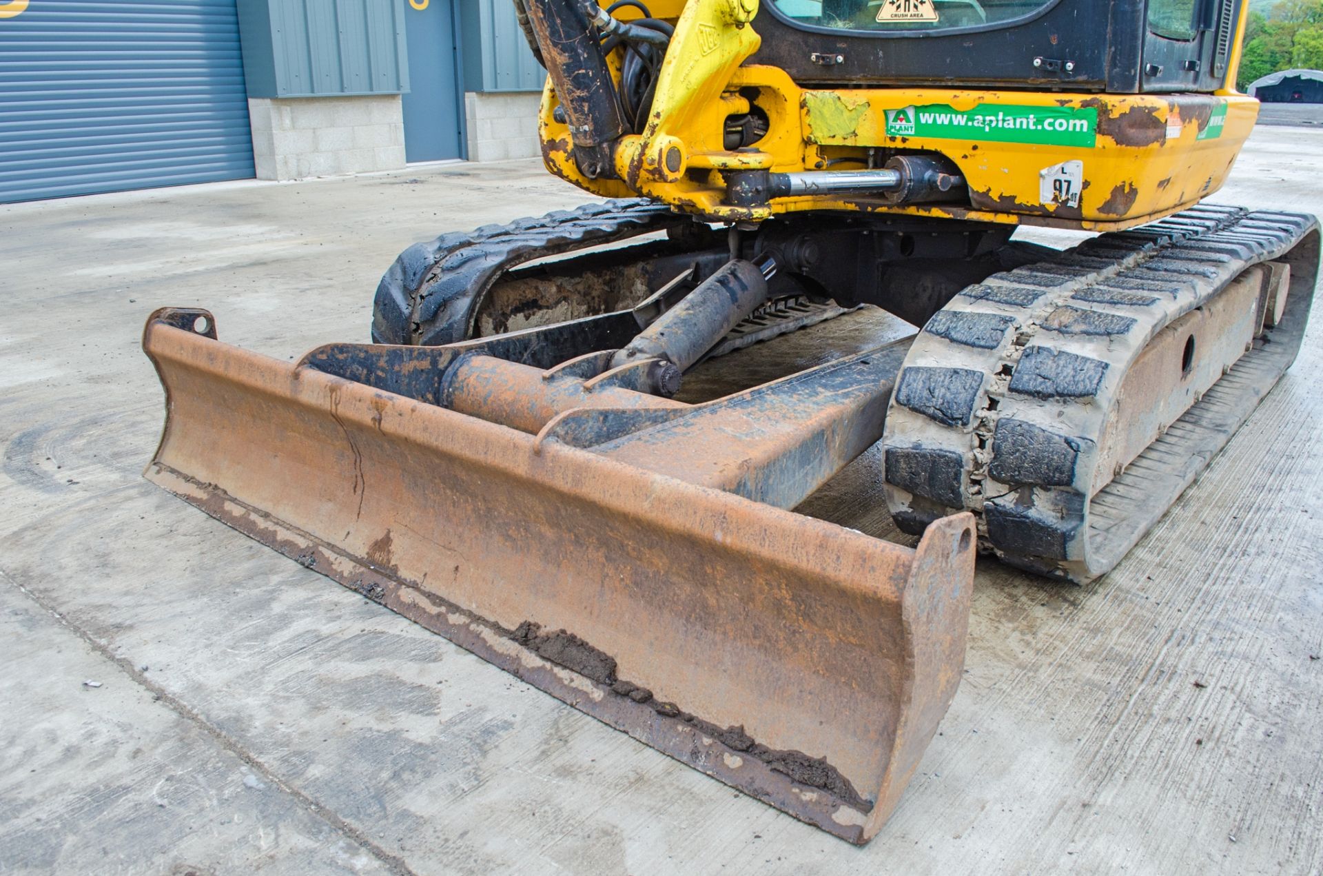 JCB 8055 RTS 5.5 tonne rubber tracked excavator Year: 2014 S/N: 2060738 Recorded Hours: 2689 - Image 9 of 21