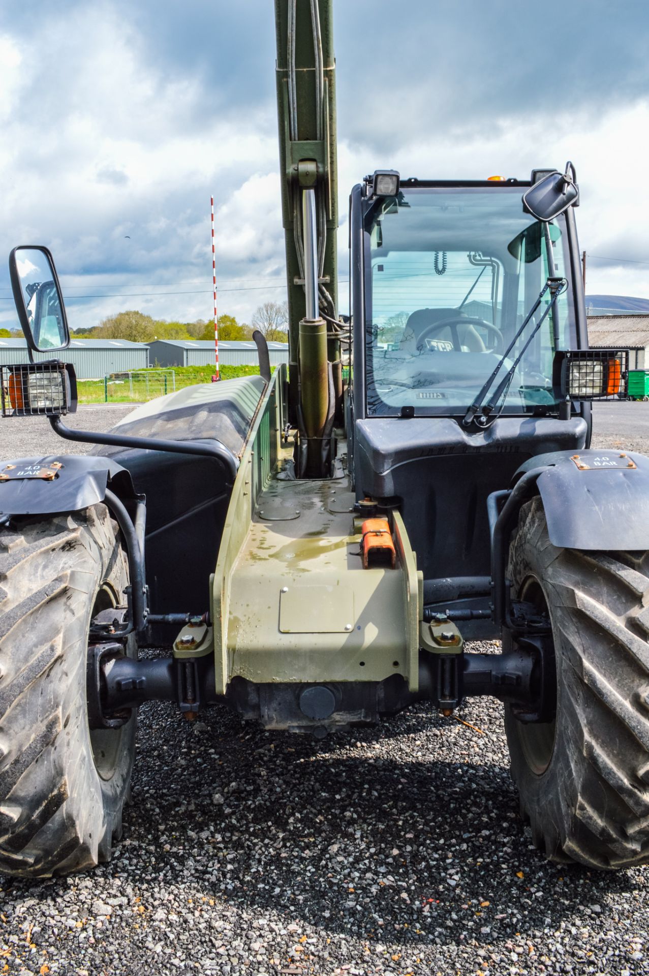 JCB 541-70 7 metre EX-MOD telescopic handler Year: 2007 S/N: 119942 Recorded Hours: 355 - Image 14 of 19