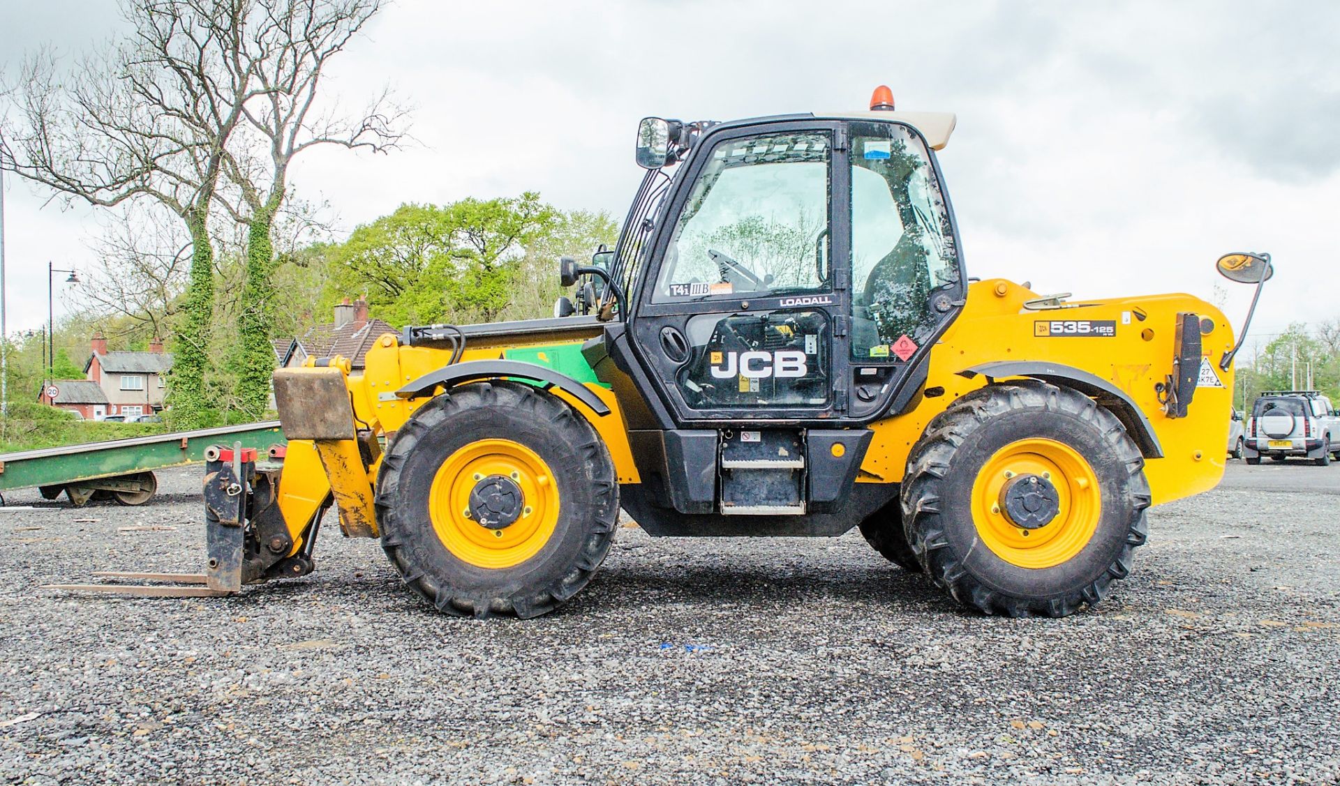 JCB 535-125 Hi-Viz 12.5 metre telescopic handler Year: 2014 S/N: 2340587 Recorded Hours: 2686 Reg: - Image 7 of 21