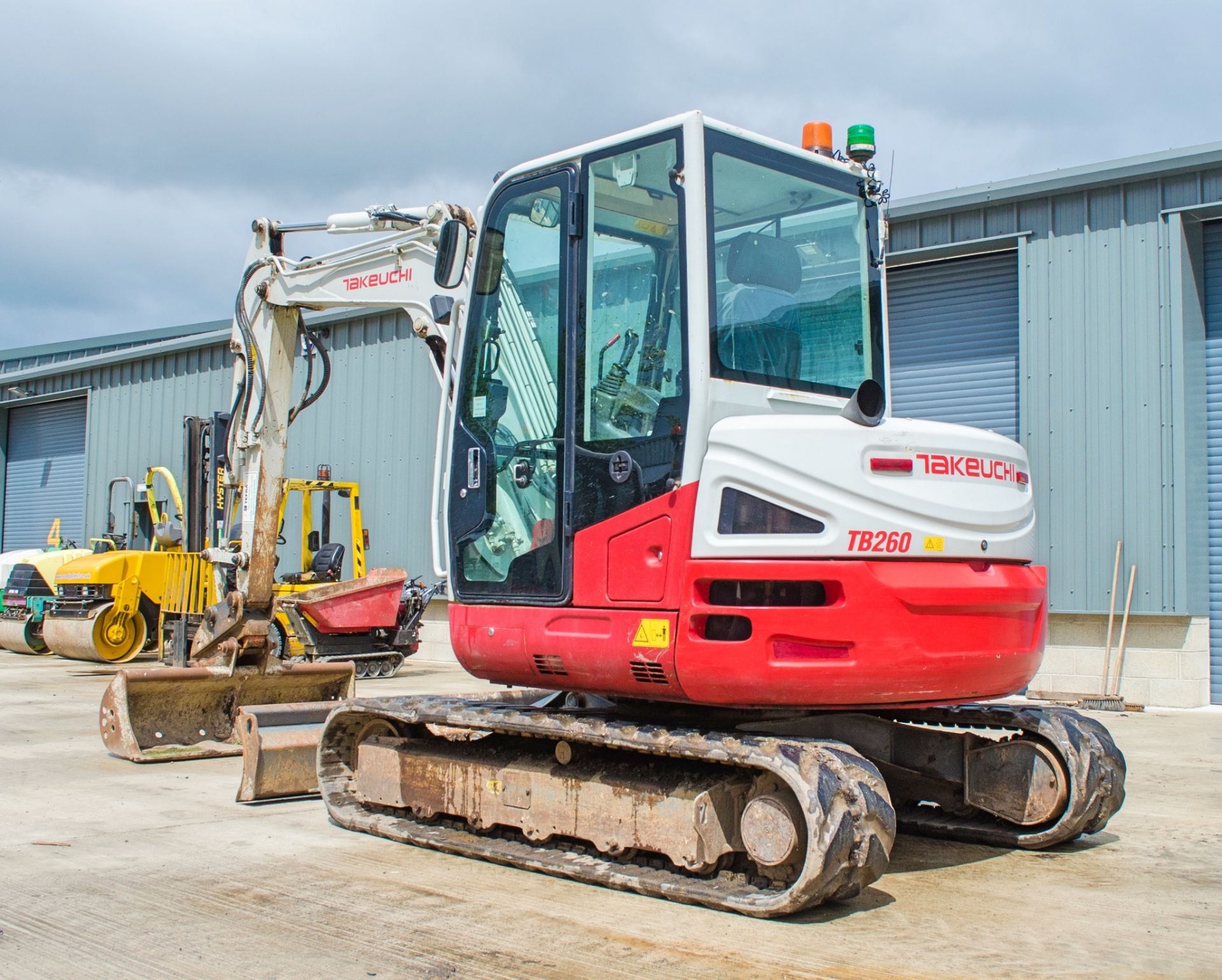 Takeuchi TB260 6 tonne rubber tracked excavator Year: 2014 S/N: 126000397 Recorded Hours: 3886 - Image 3 of 15