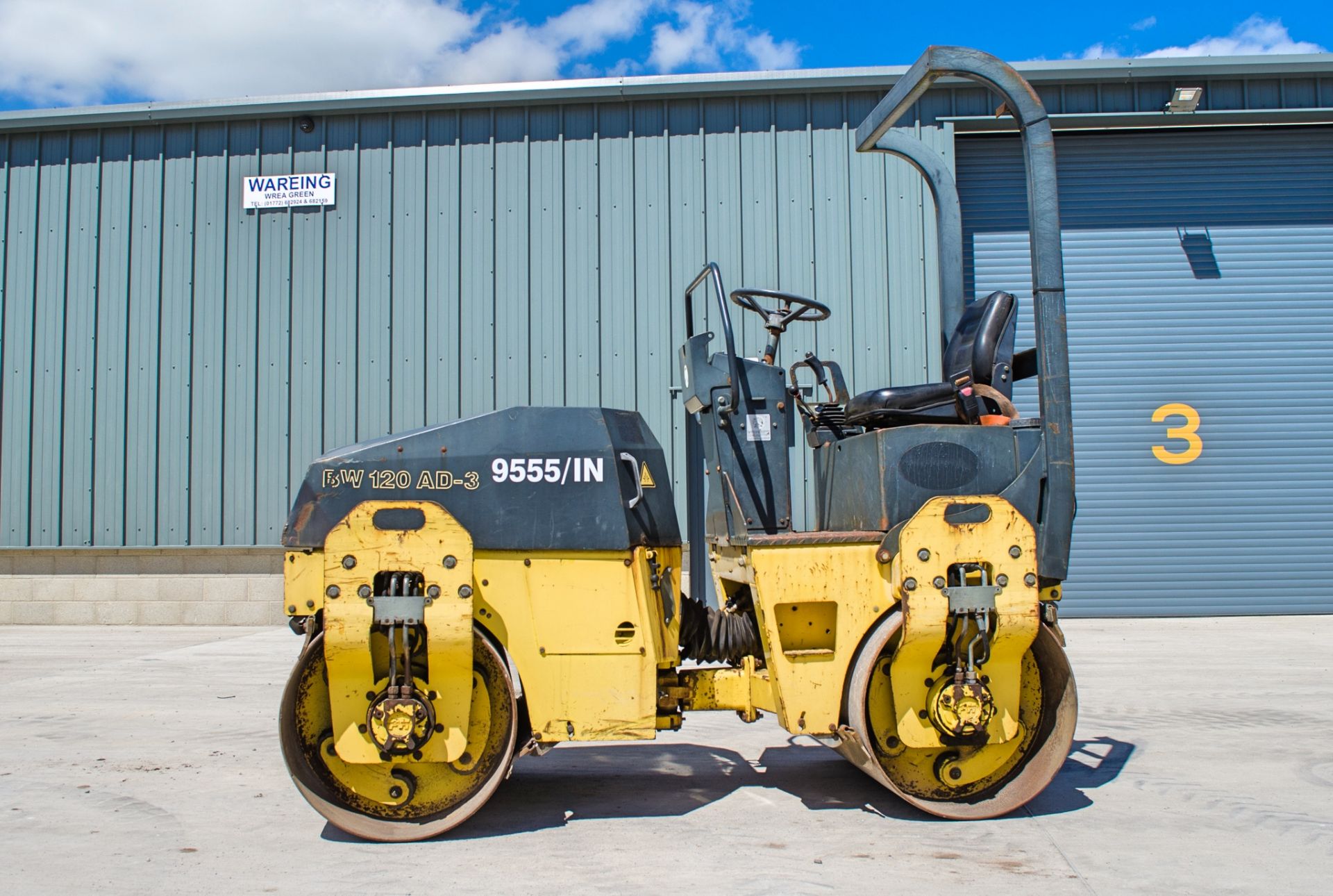 Bomag BW120 AD-3 double drum ride on roller Year: 2000 S/N: 515453 Recorded Hours: 713 SHC 9555/IN - Image 7 of 14