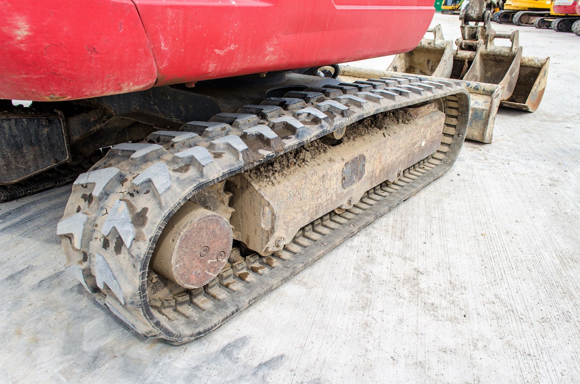 Takeuchi TB228 2.8 tonne rubber tracked mini excavator Year: 2015 S/N: 122804265 Recorded Hours: - Image 17 of 22