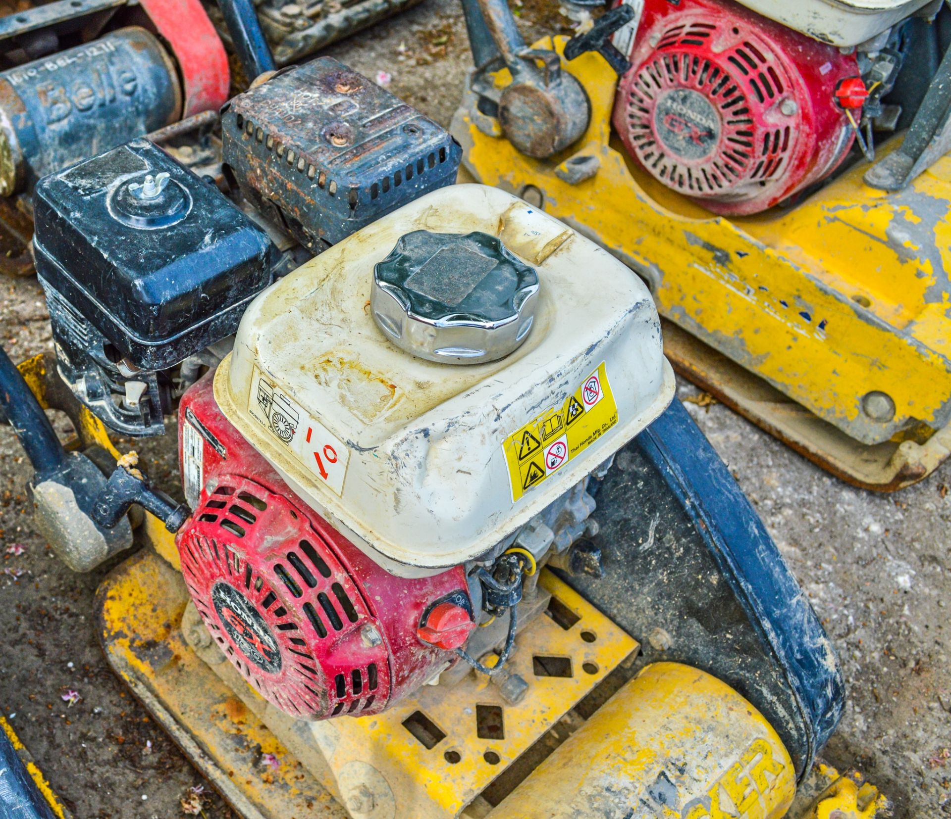 Wacker Neuson petrol driven compactor plate - Image 2 of 2