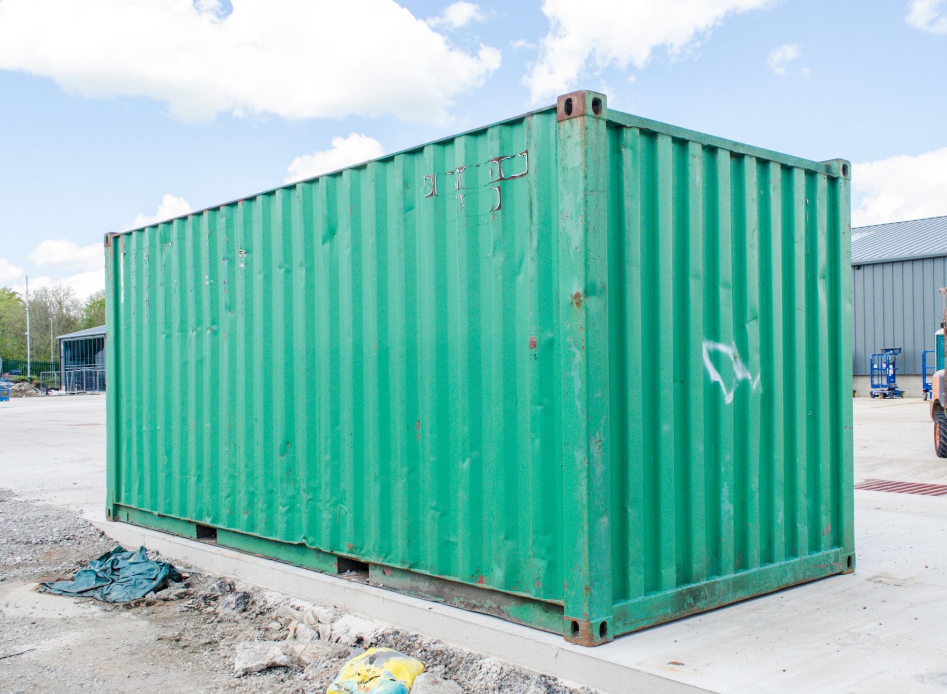 20 ft x 8 ft shipping container - Image 4 of 5