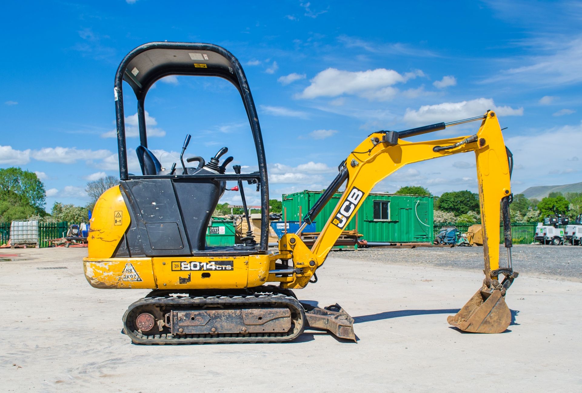 JCB 8014 CTS 1.5 tonne rubber tracked mini excavator Year: 2014 S/N: 2070457 Recorded Hours: 1943 - Image 8 of 18