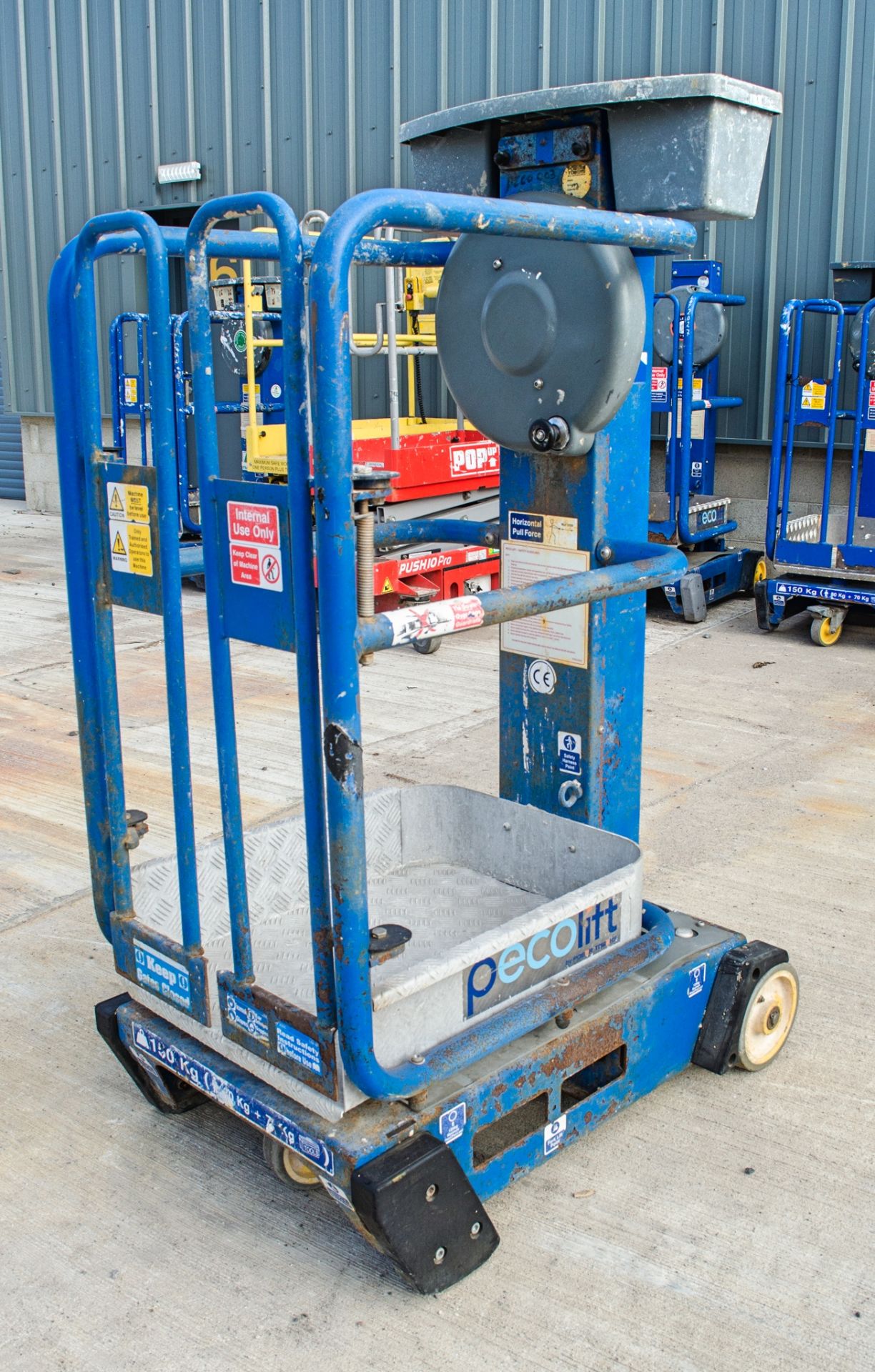 Peco Lift manual push around access platform PECO003