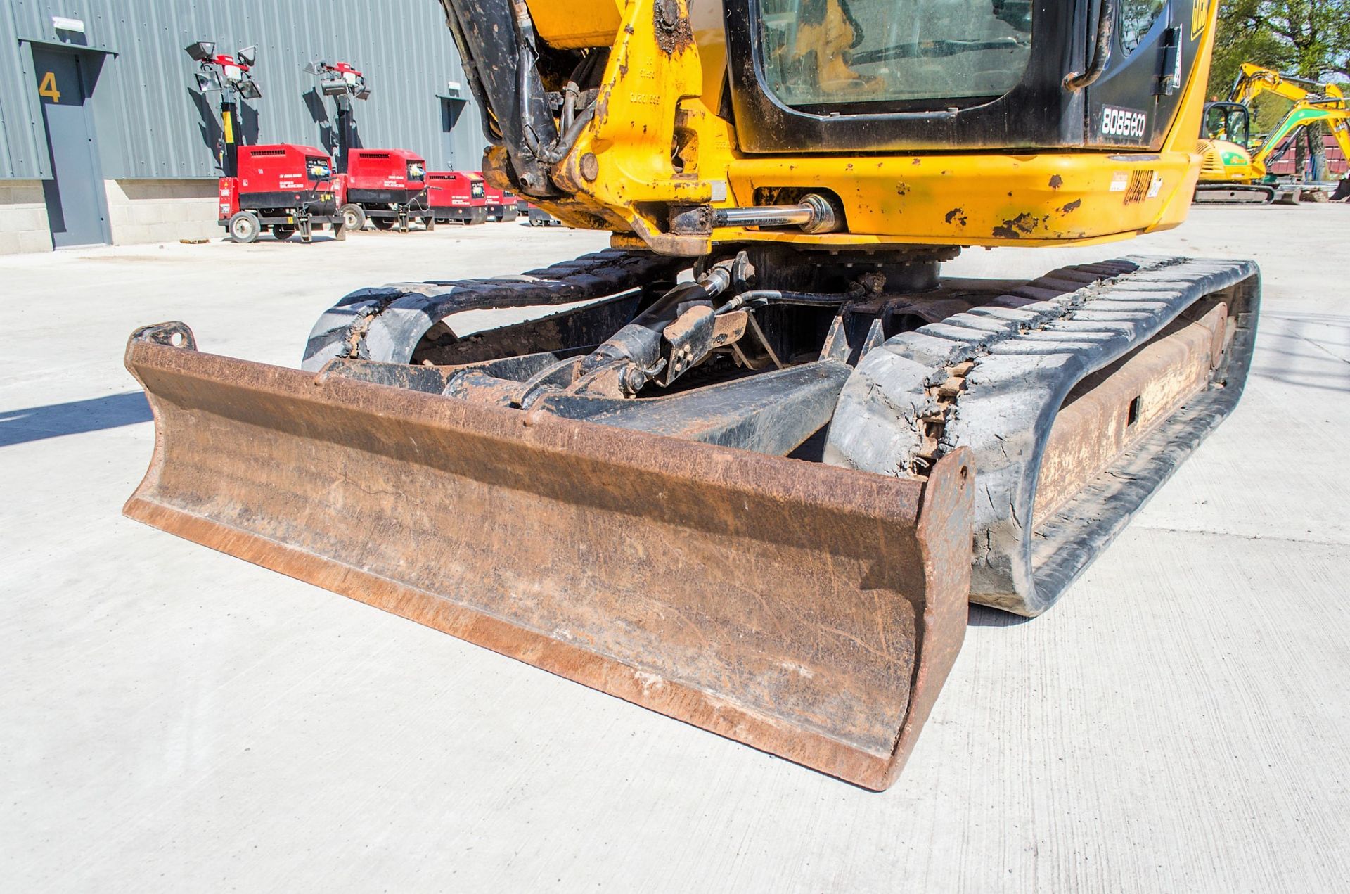 JCB 8085 Eco 8 tonne rubber tracked excavator Year: 2013 S/N: 1073098 Recorded Hours: 3492 blade, - Image 11 of 19