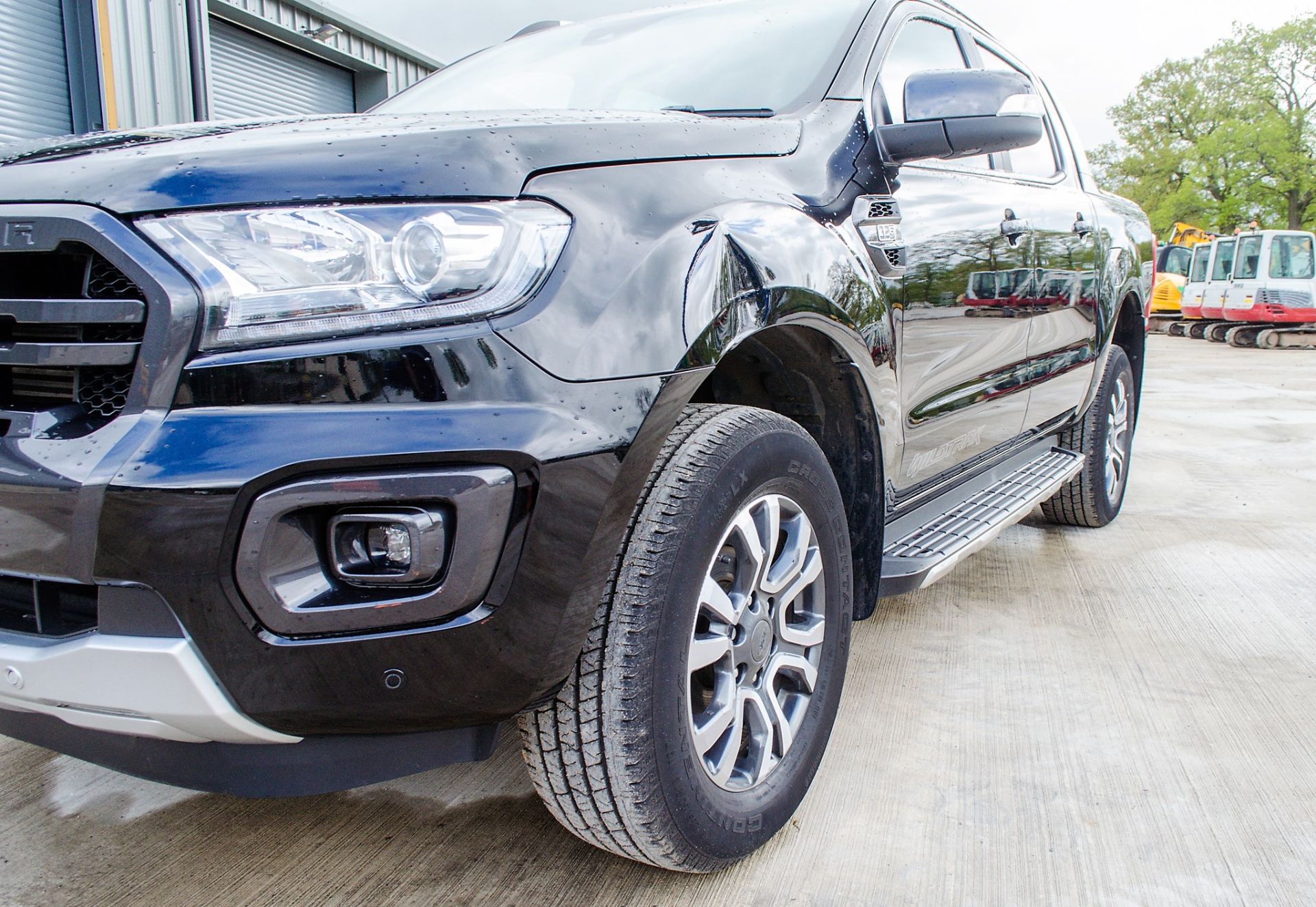 Ford Ranger Wildtrack 3.2 TDCi 4x4 pick up Registration Number: YP20 GVU Date of Registration: 01/ - Image 9 of 28