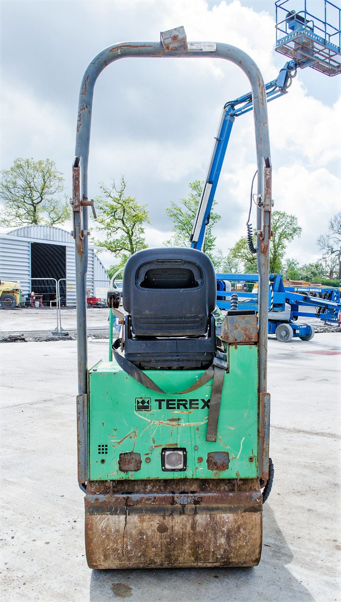 Terex TV800 double drum ride on roller Year: 2008 S/N: E805HW008 Recorded Hours: 1059 DW - Image 6 of 15