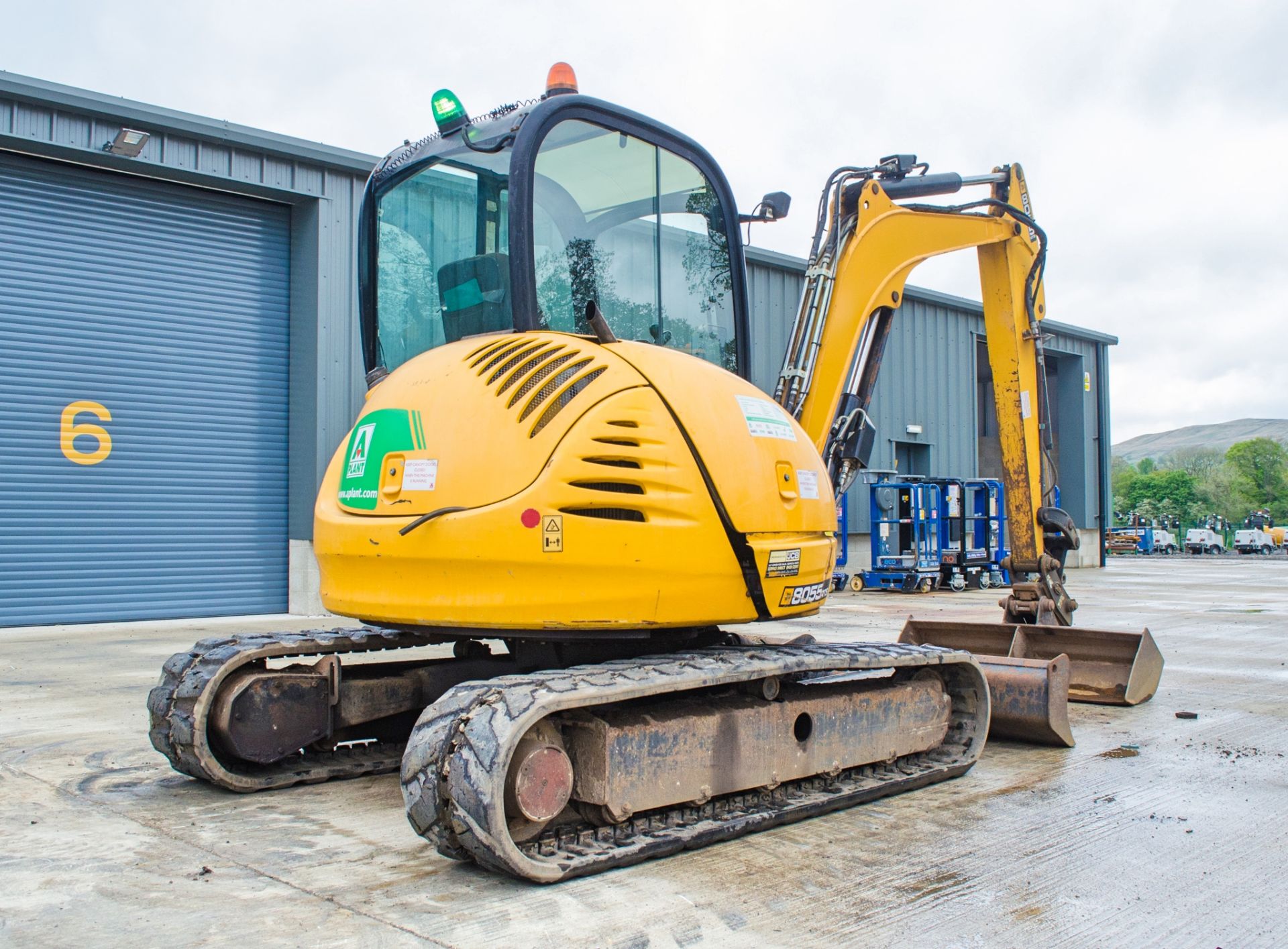 JCB 8055 RTS 5.5 tonne rubber tracked excavator Year: 2014 S/N: 2060738 Recorded Hours: 2689 - Image 4 of 21