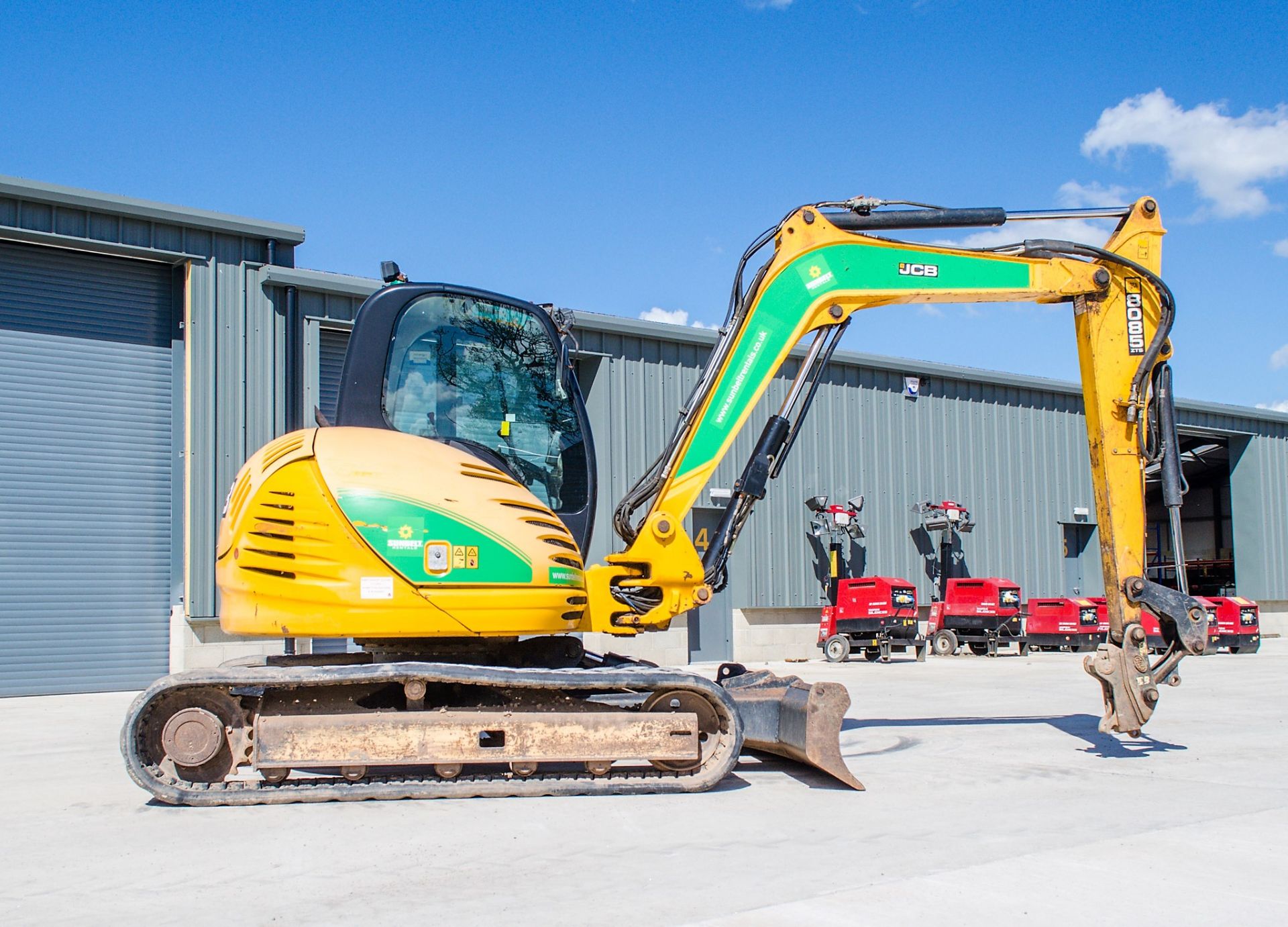 JCB 8085 Eco 8 tonne rubber tracked excavator Year: 2013 S/N: 1073098 Recorded Hours: 3492 blade, - Image 8 of 19