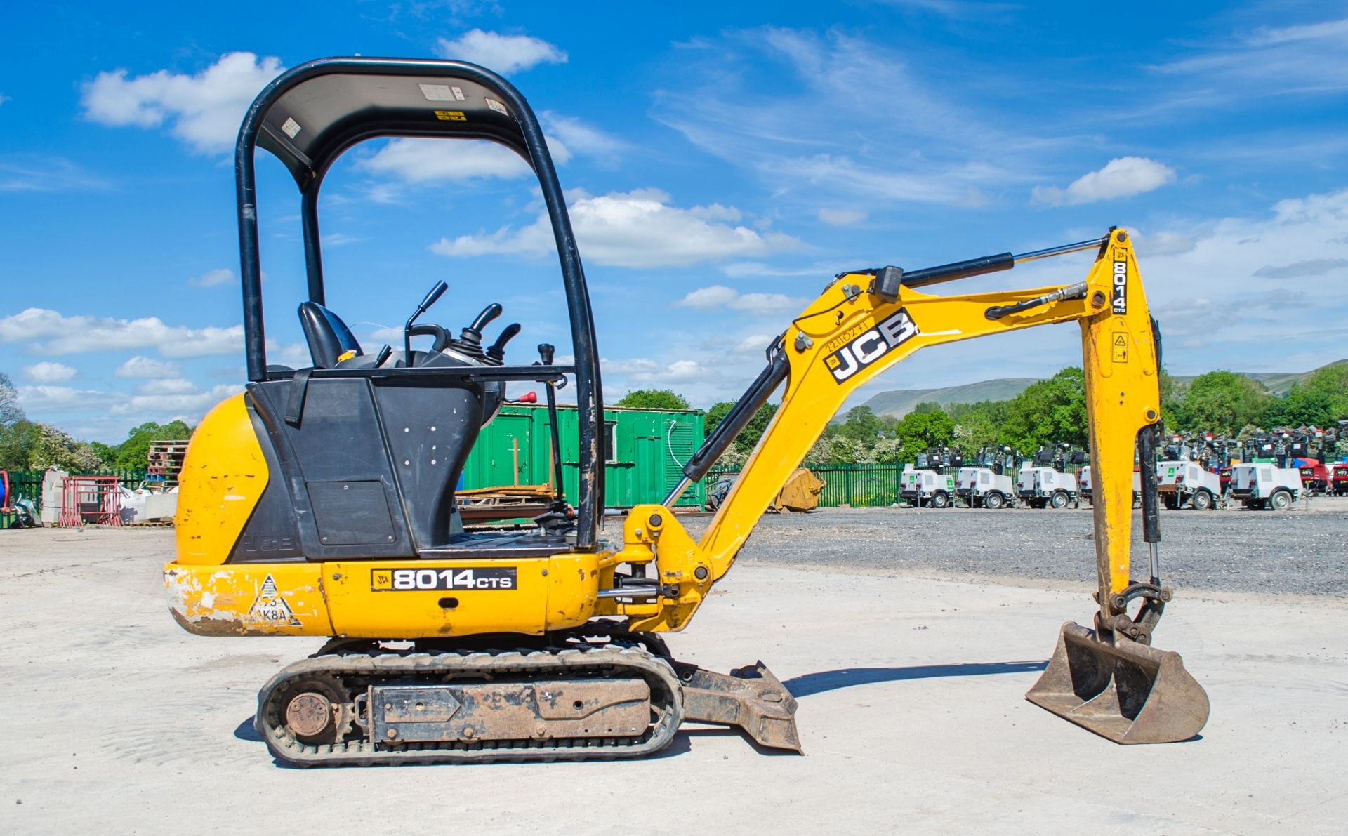 JCB 8014 CTS 1.5 tonne rubber tracked mini excavator Year: 2014 S/N: 2070389 Recorded Hours: 1616 - Image 8 of 18