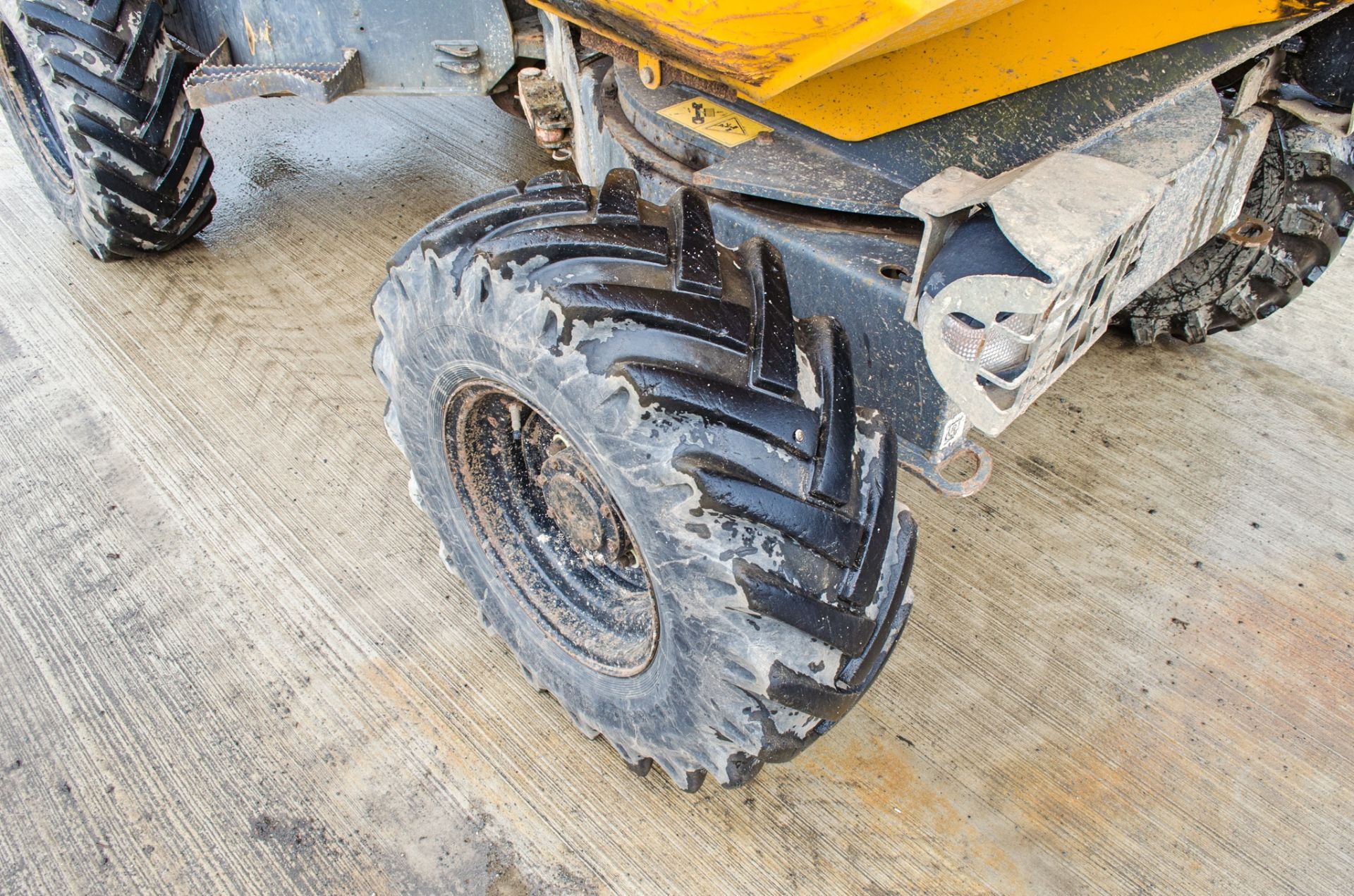 Terex TA3s 3 tonne swivel skip dumper Year: 2014 S/N: EE4PB5518 Recorded Hours: 981 A635089 - Image 13 of 20